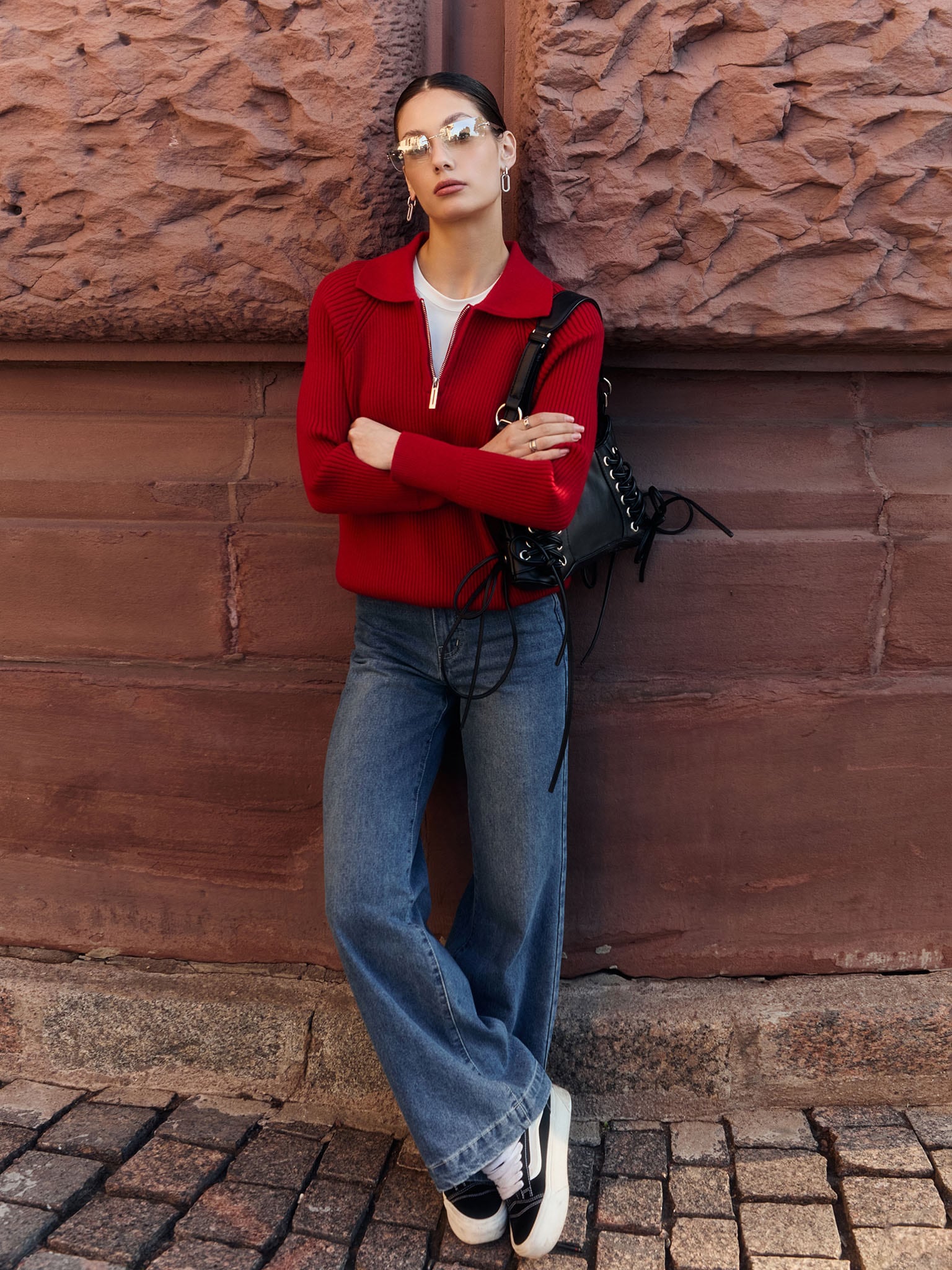 Свободный свитер с воротником поло на молнии