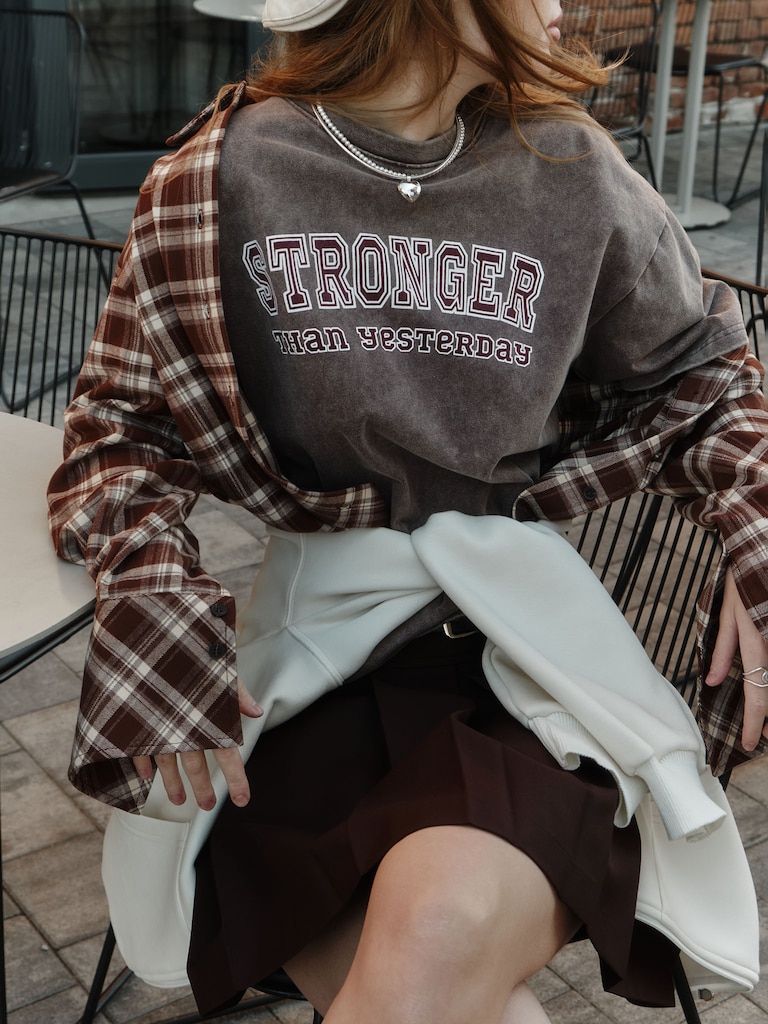 Свободная футболка с крупным принтом