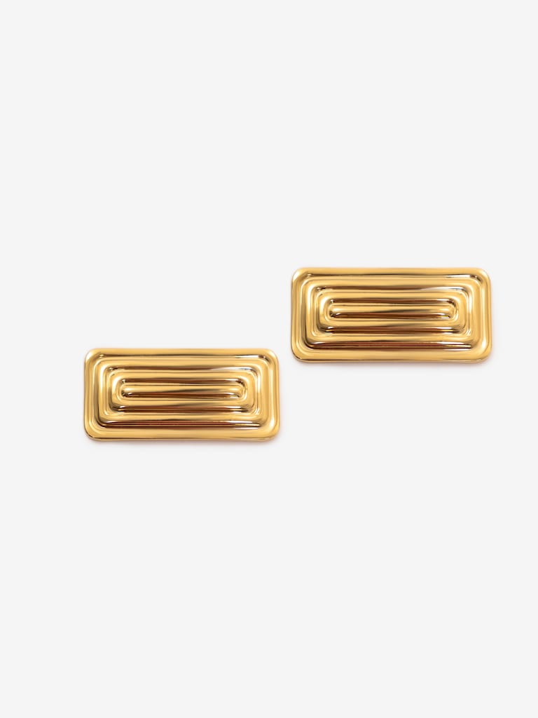 Rectangular stud earrings in textured metal