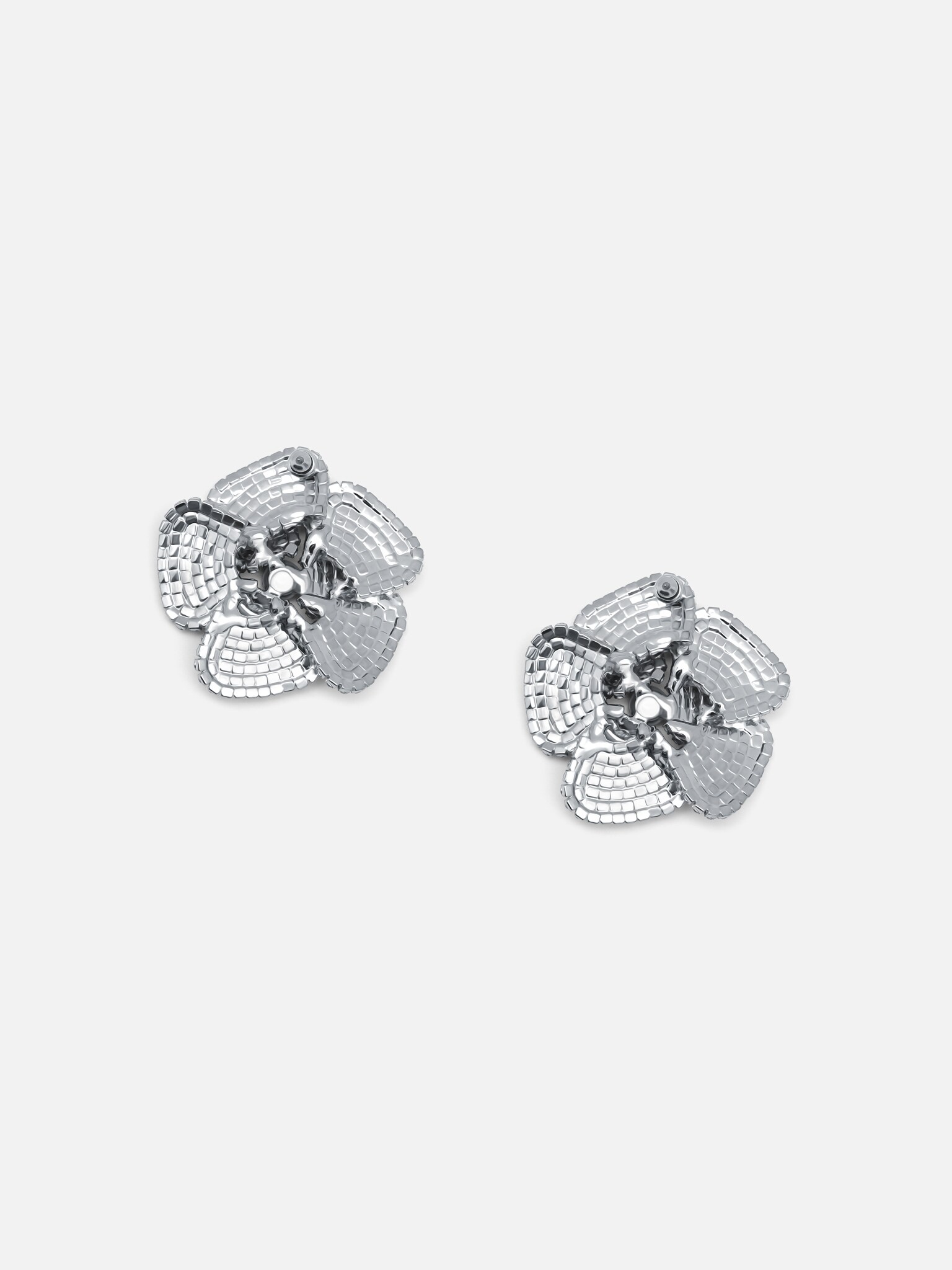 Rhinestone flower stud earrings