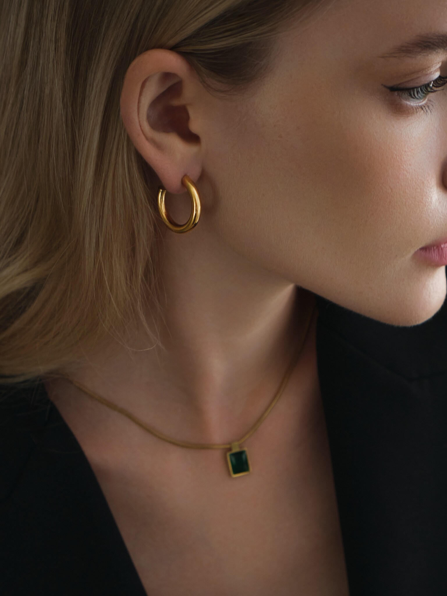 Voluminous half-hoop earrings :: LICHI - Online fashion store