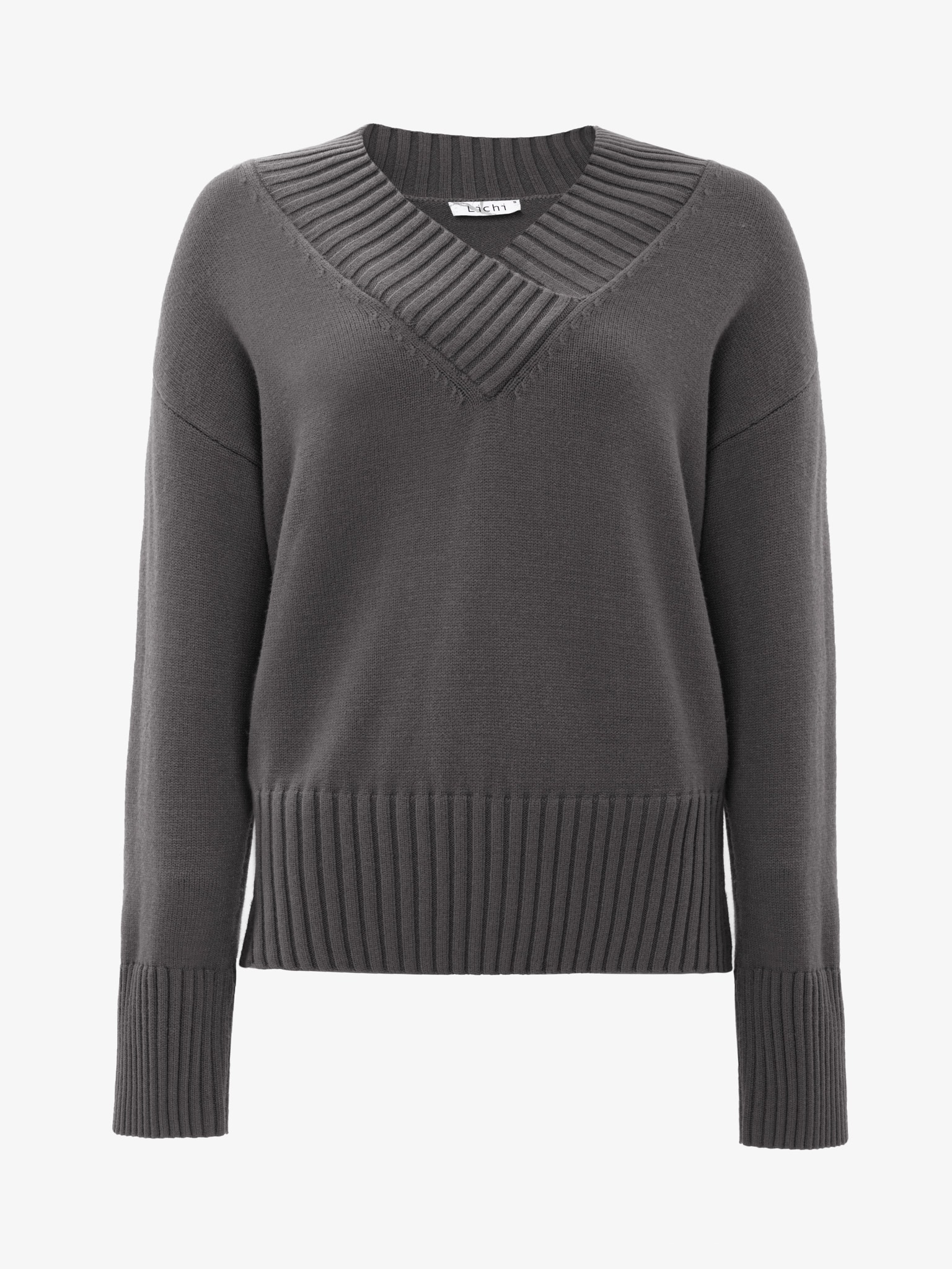 Loose jumper with V-neckline