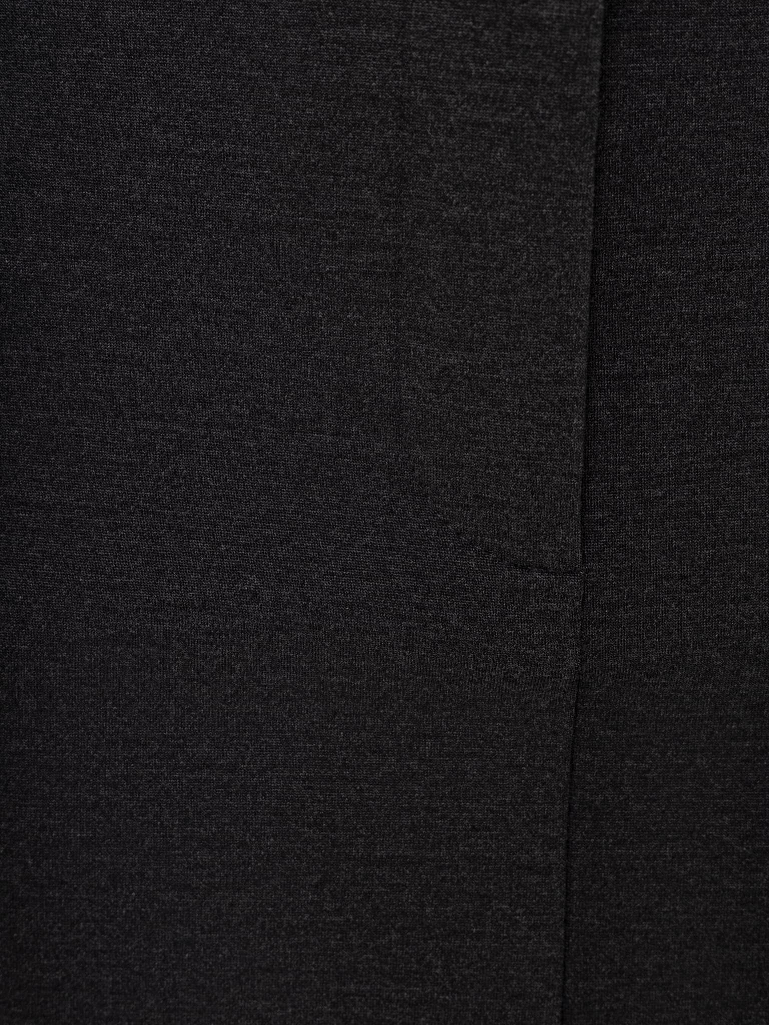 Prosta ołówkowa spódnica do kolan z paskiem