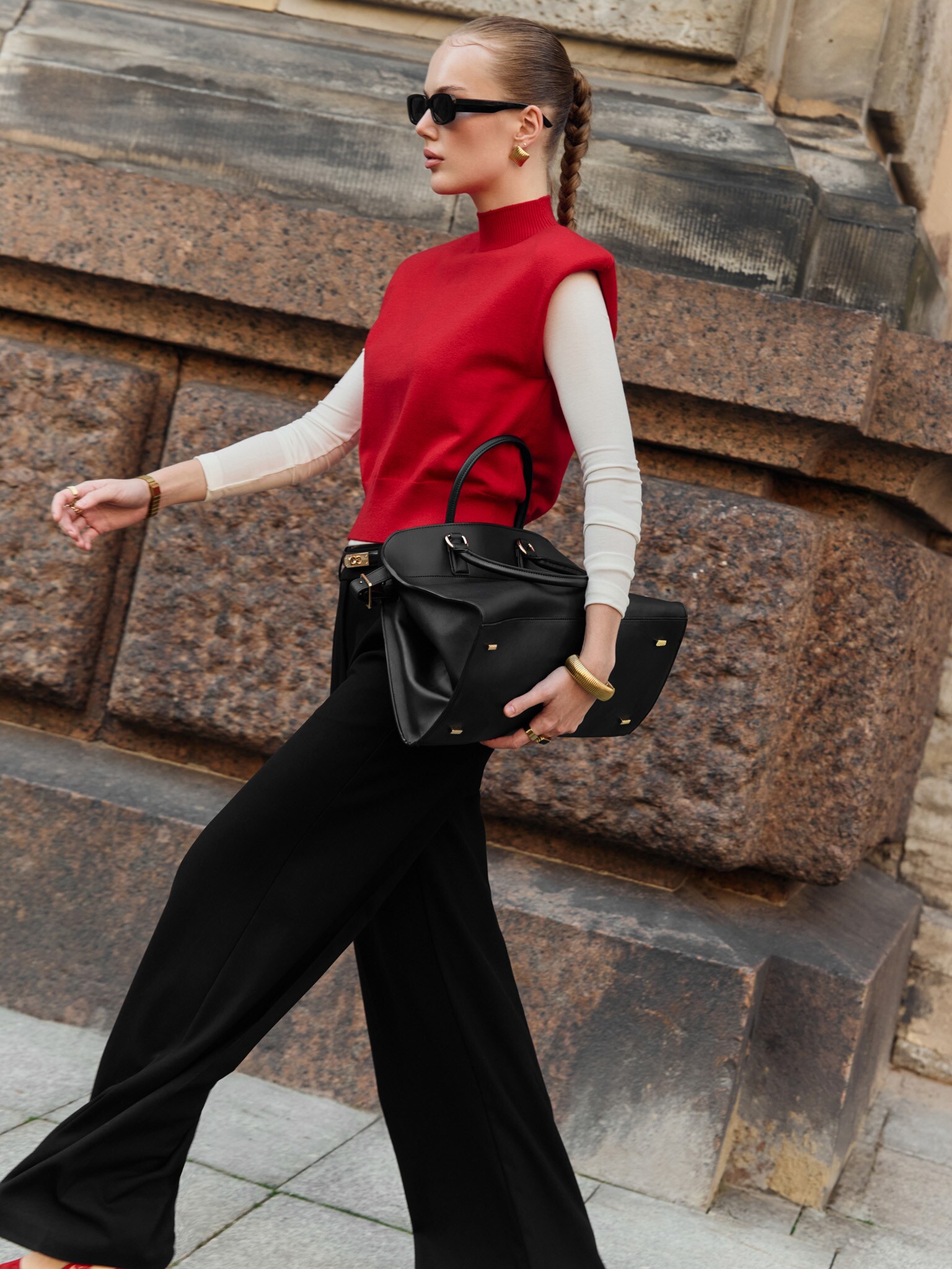 Haut en maille aux épaules soulignées