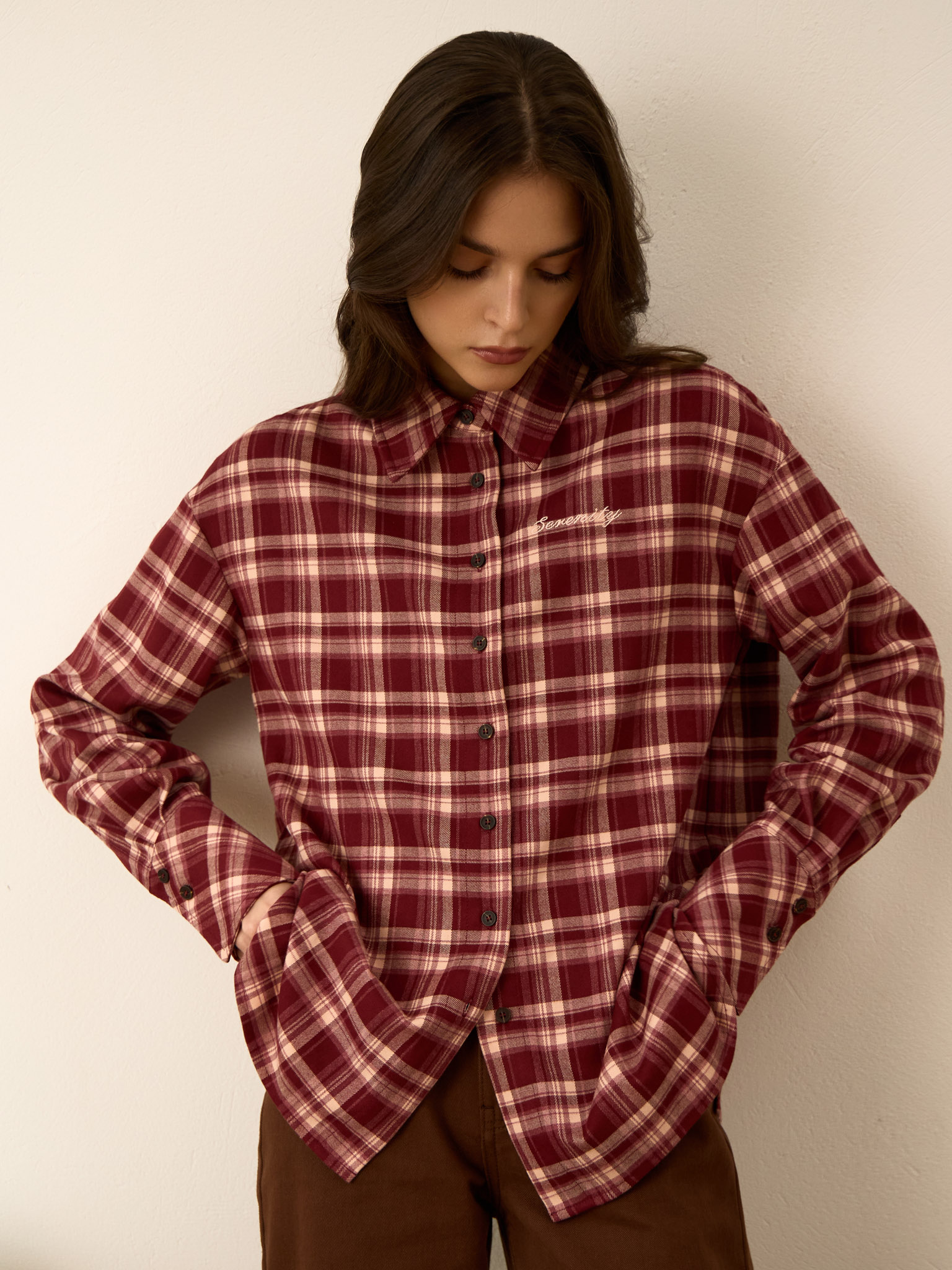 Клетчатая рубашка свободного кроя с вышивкой