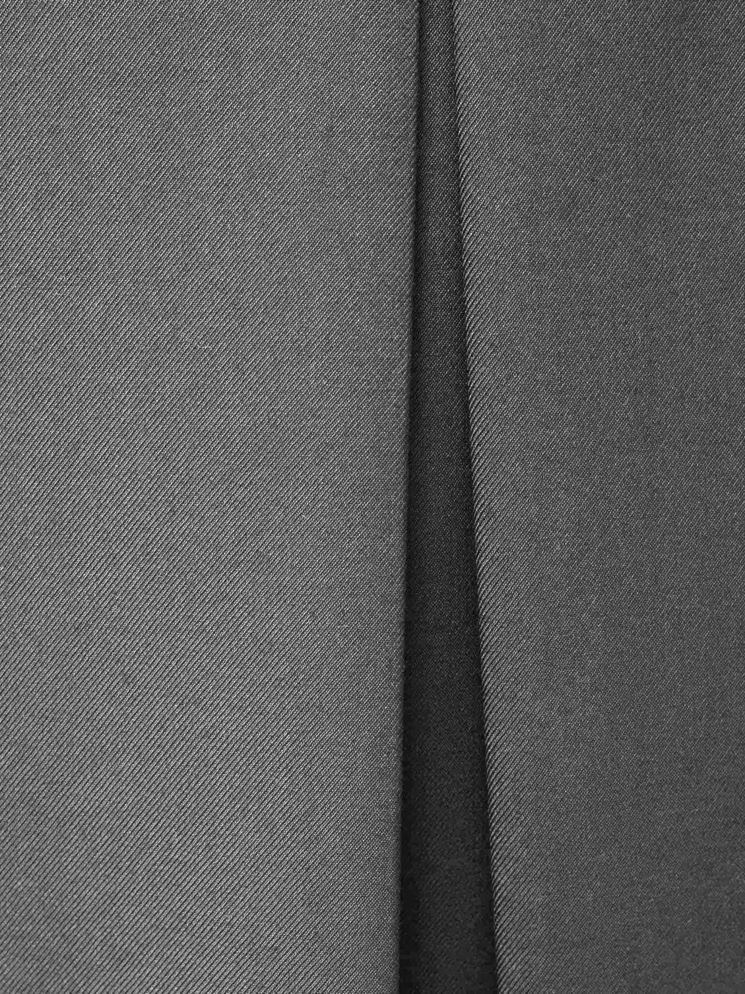 Plisowana spódnica mini z paskiem z ekoskóry