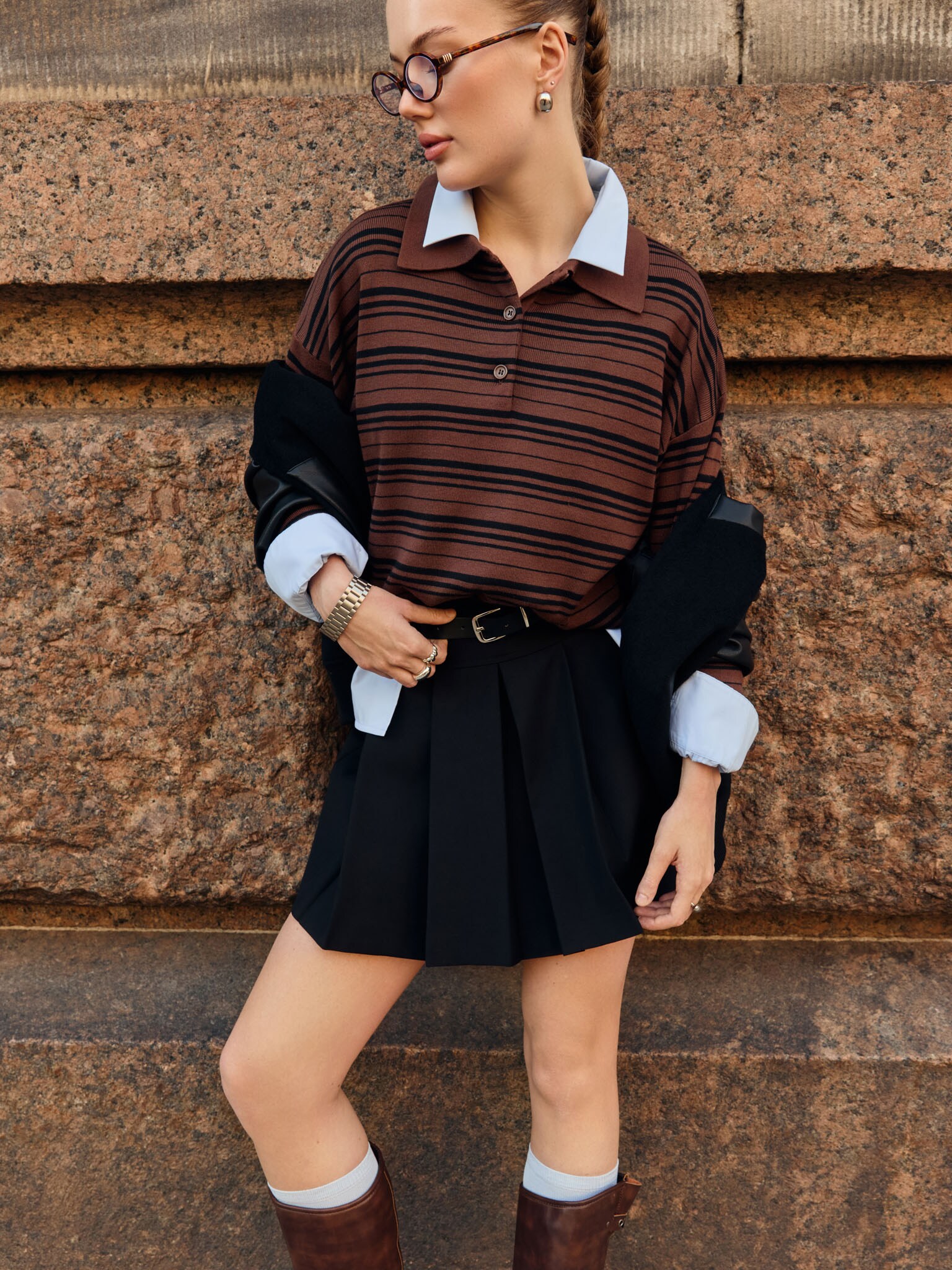 Mini pleated skirt with eco-leather belt