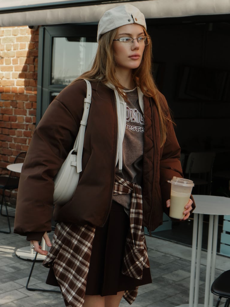 Дутый бомбер свободного кроя