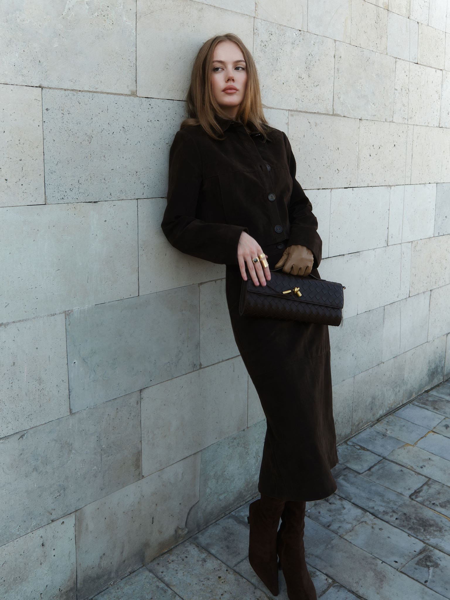 Prosta spódnica midi z eko zamszu