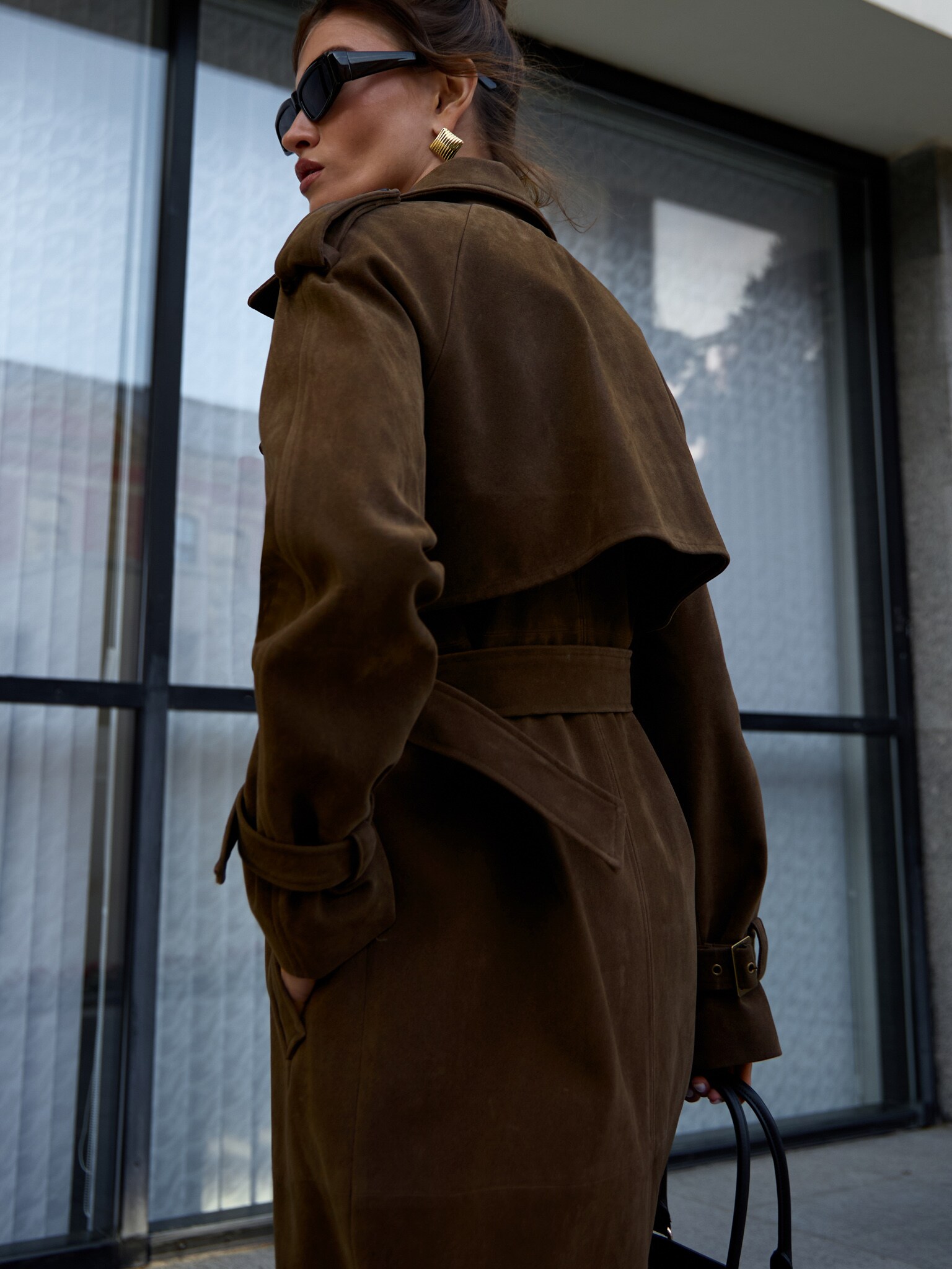 Oversize single-breasted maxi trench coat :: LICHI - Online Oversize single-breasted maxi trench coat :: LICHI - Online