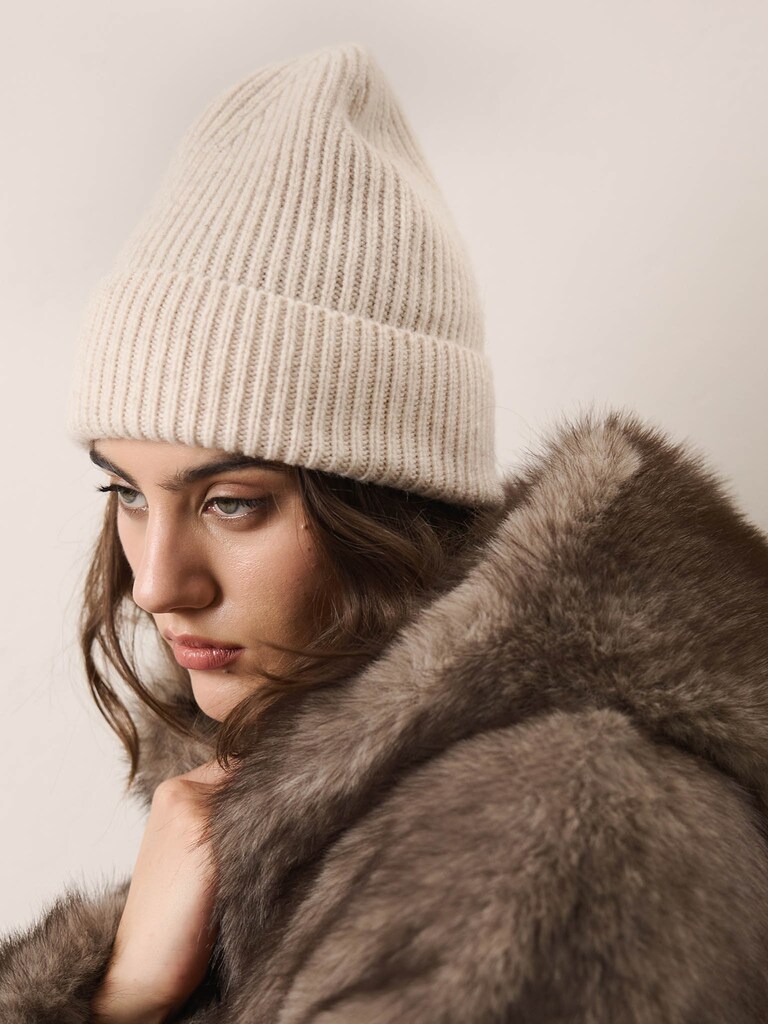 Gerippte Mütze aus Wolle