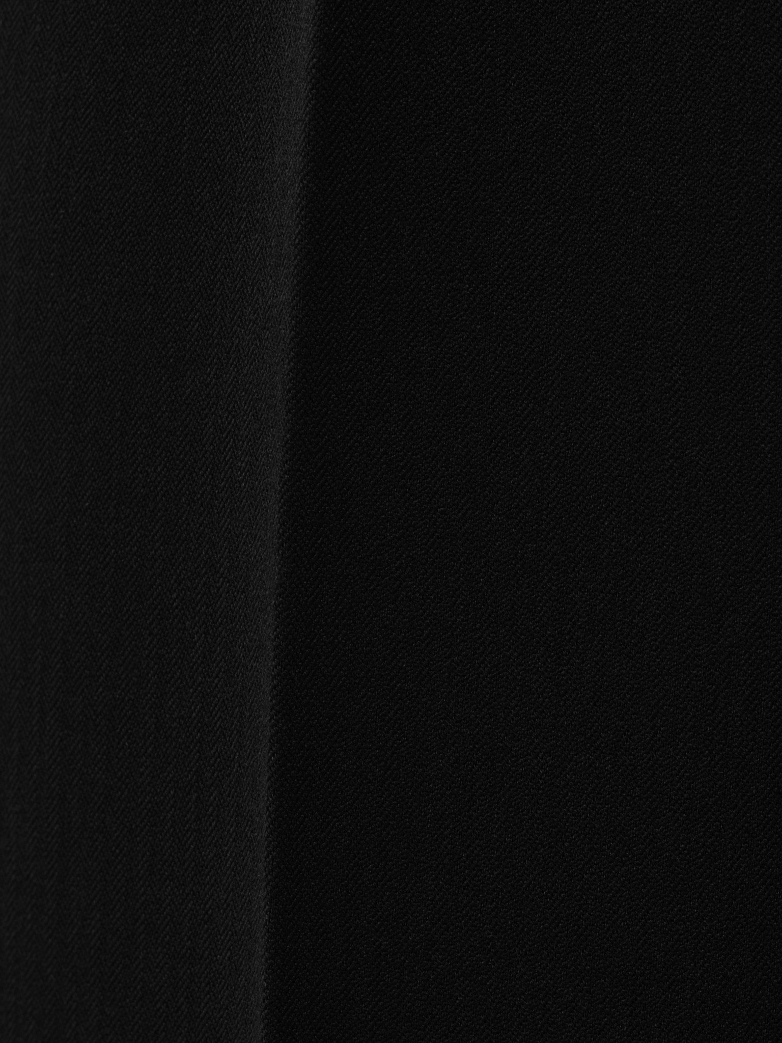 Костюмные брюки свободного кроя со стрелками