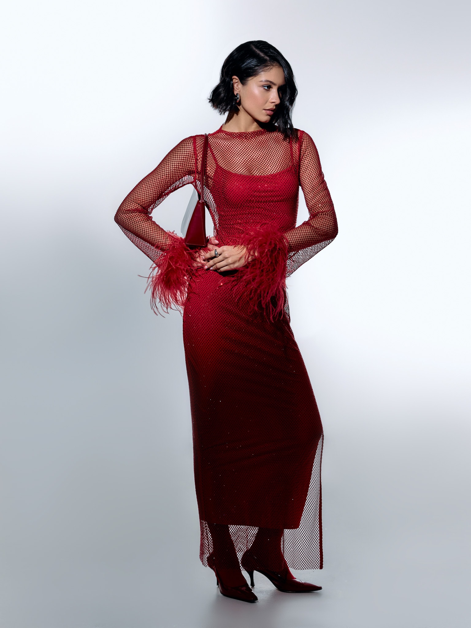 Mesh maxi dress with feathers on the sleeves