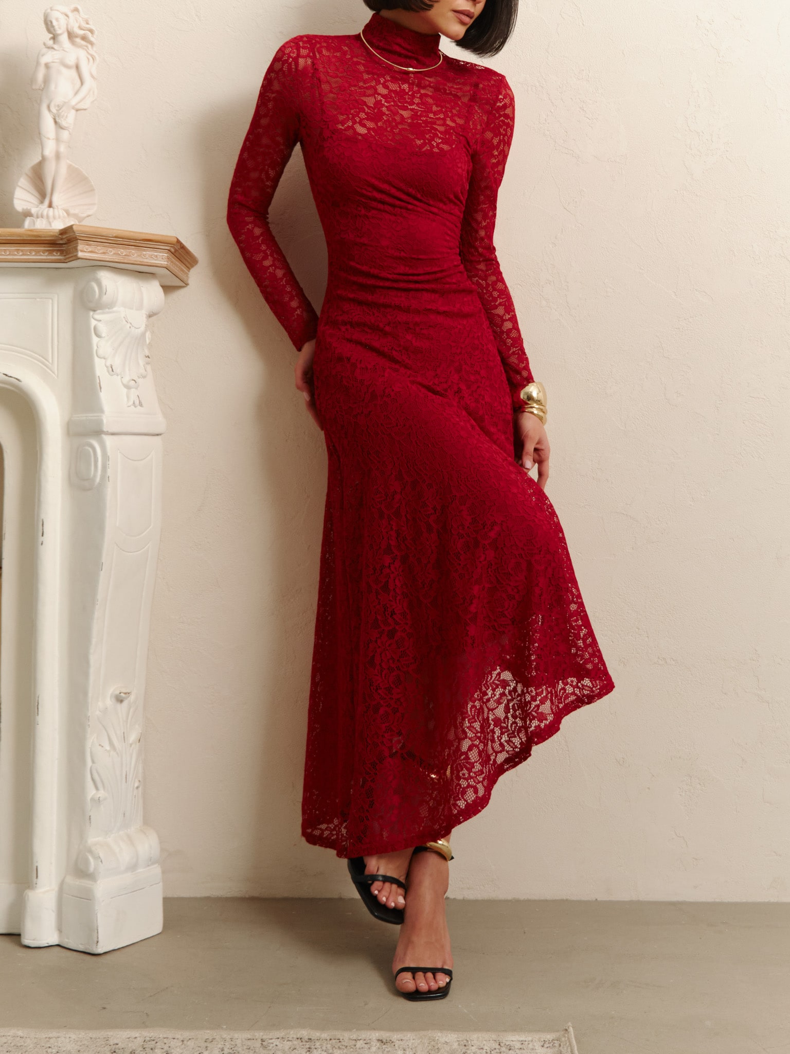 Guipure midi dress with asymmetric skirt :: LICHI - Online