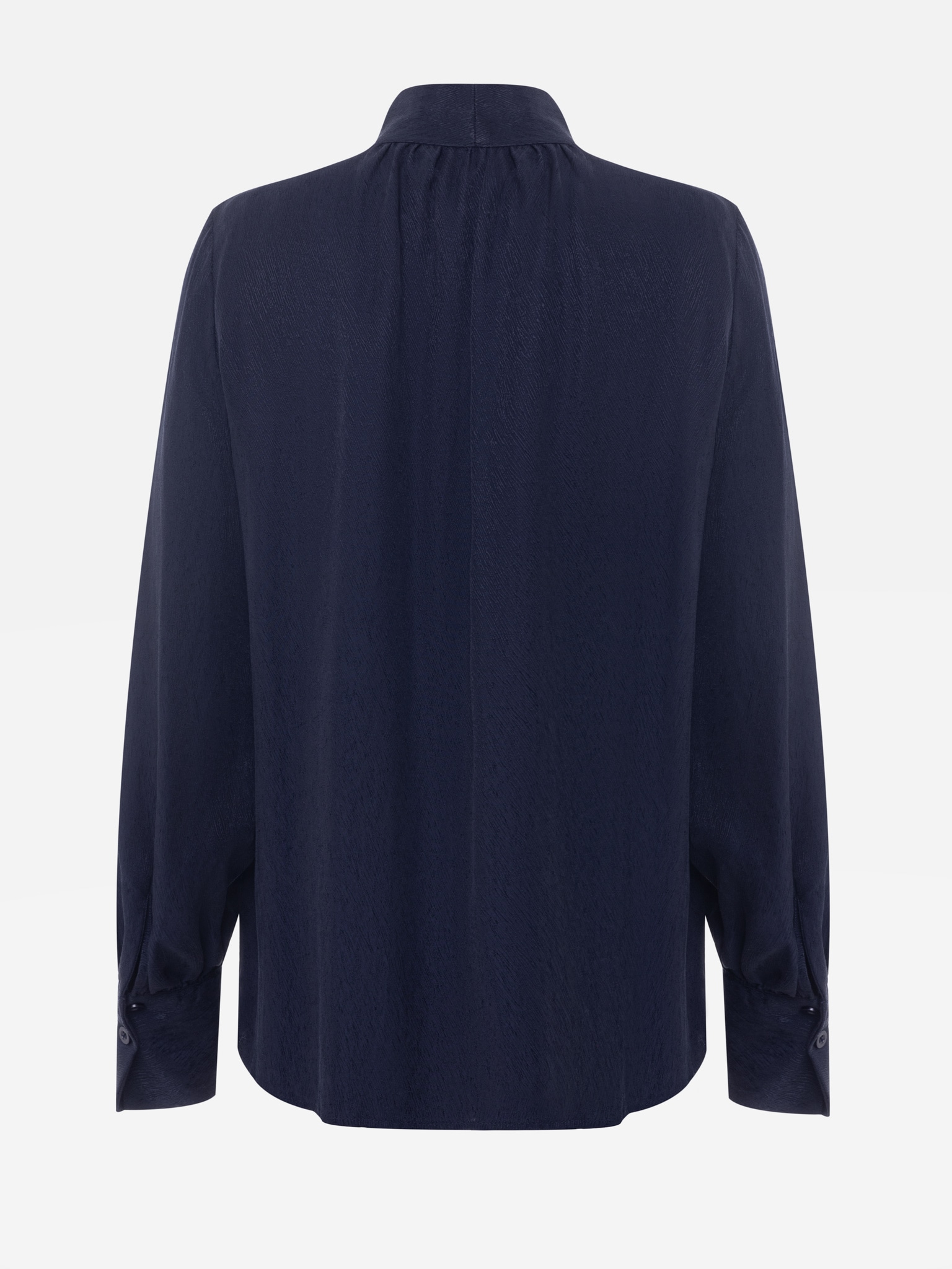 Блуза свободного кроя с лентами на воротнике