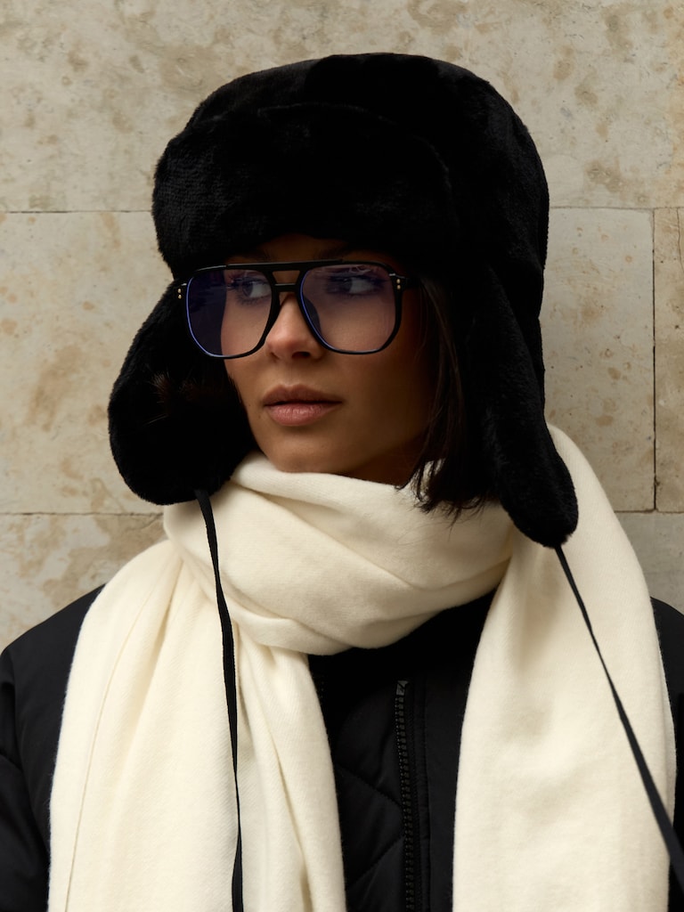 Ushanka-Mütze aus Eco-Pelz