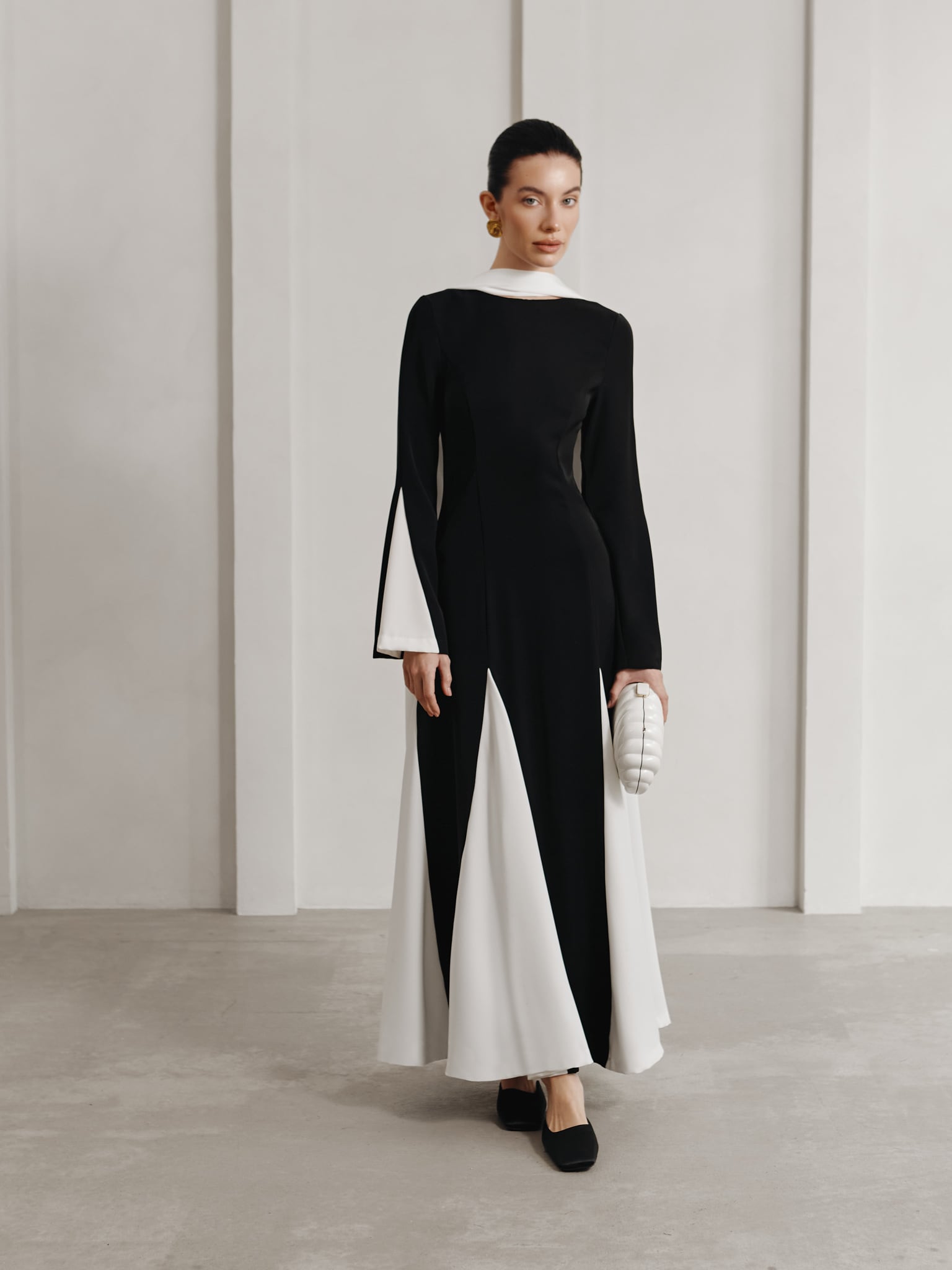 Knitted maxi dress with triangular inserts