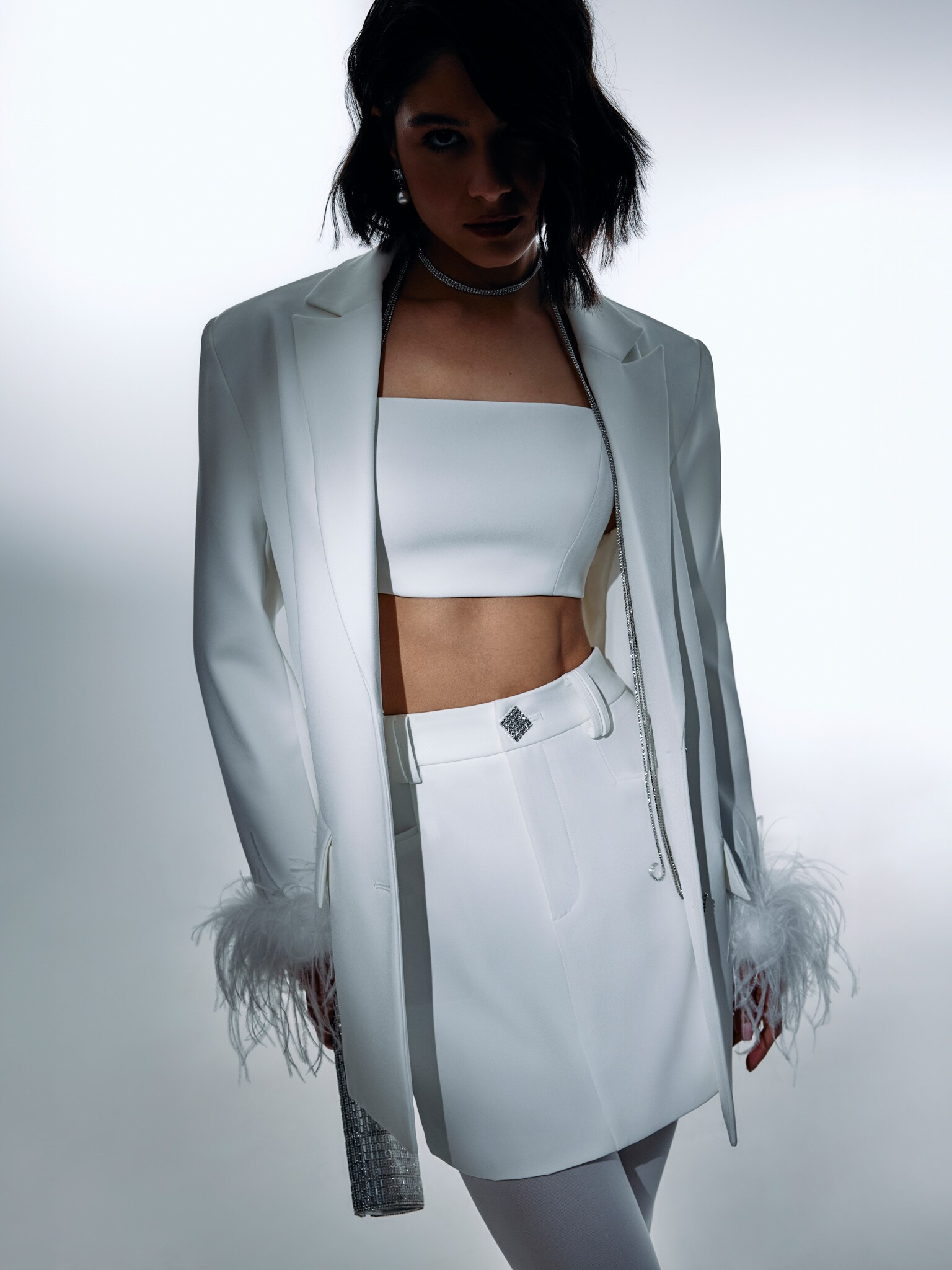 Mini skirt with accent button