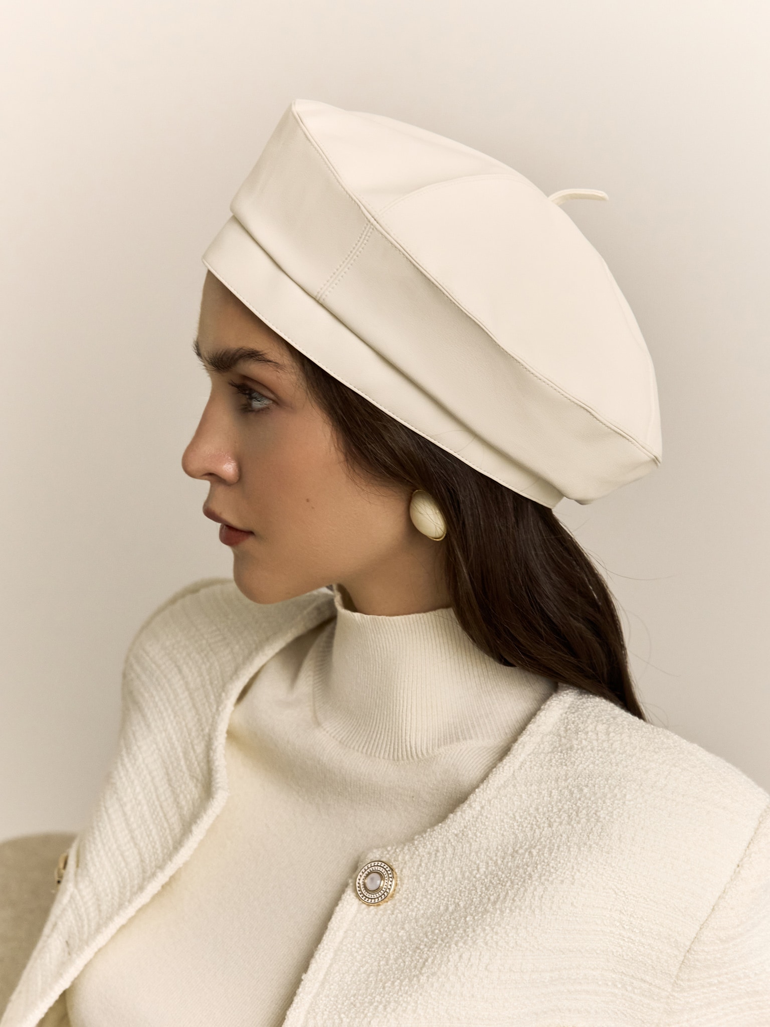 Берет из экокожи :: LICHI - Online fashion store