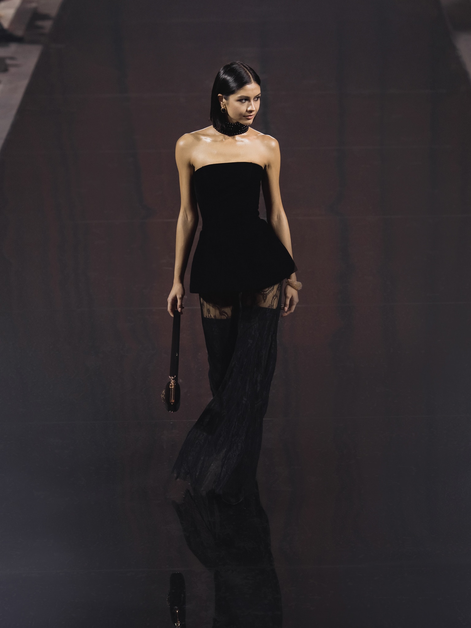 Сет из микро-шорт и юбки в пол из гипюра