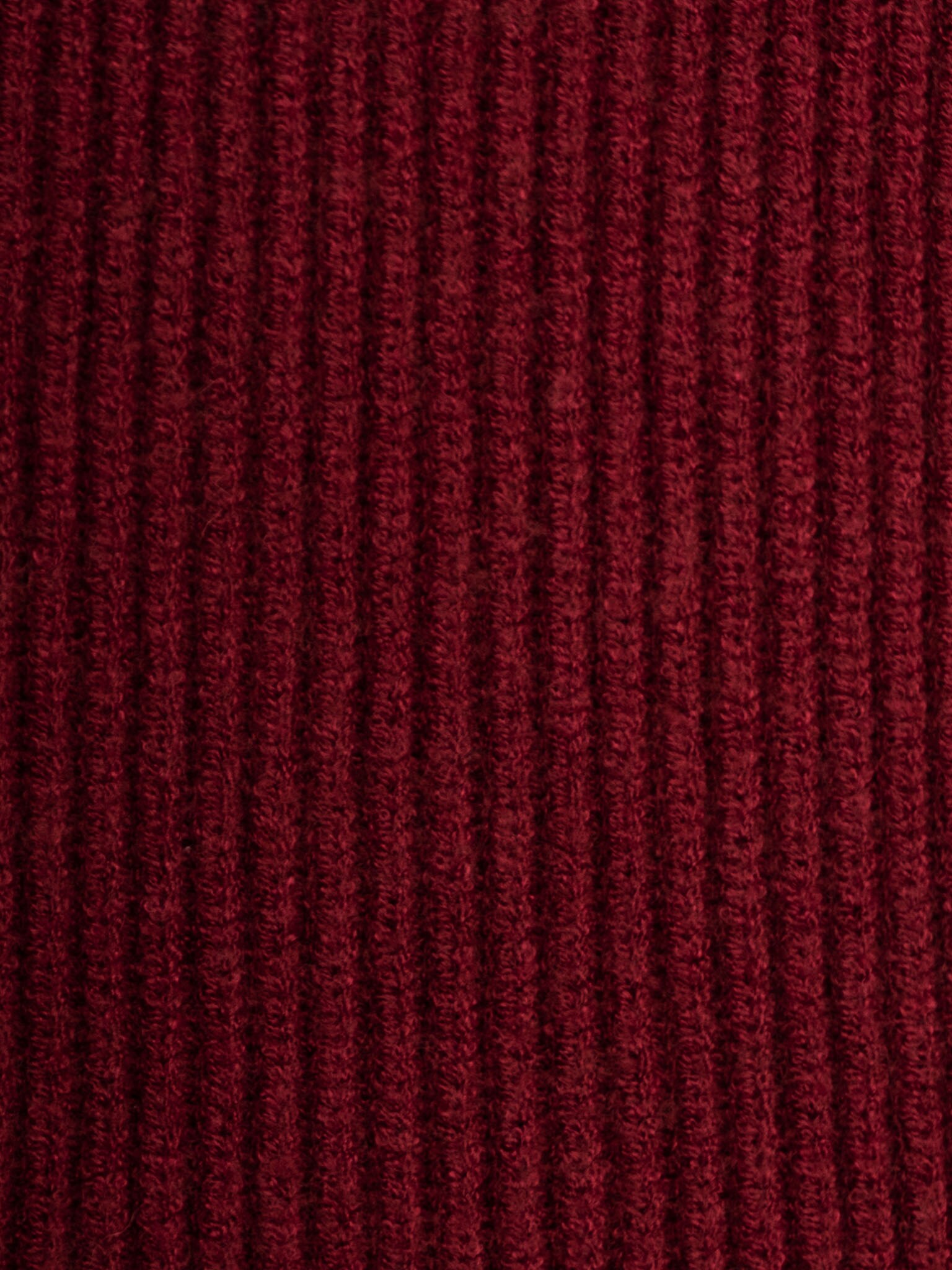 Set of beanie hat, scarf and gloves