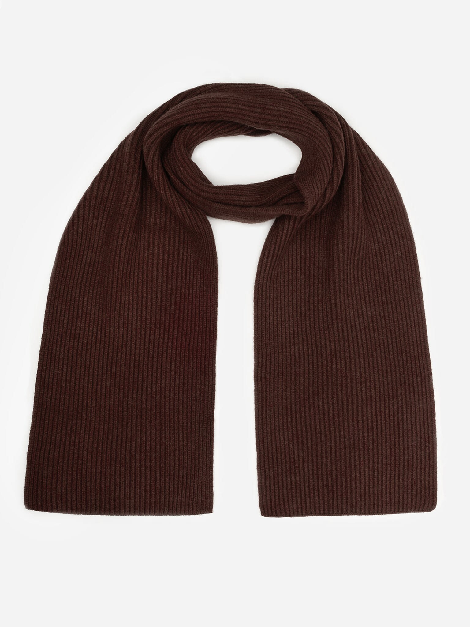 Set of beanie hat, scarf and gloves