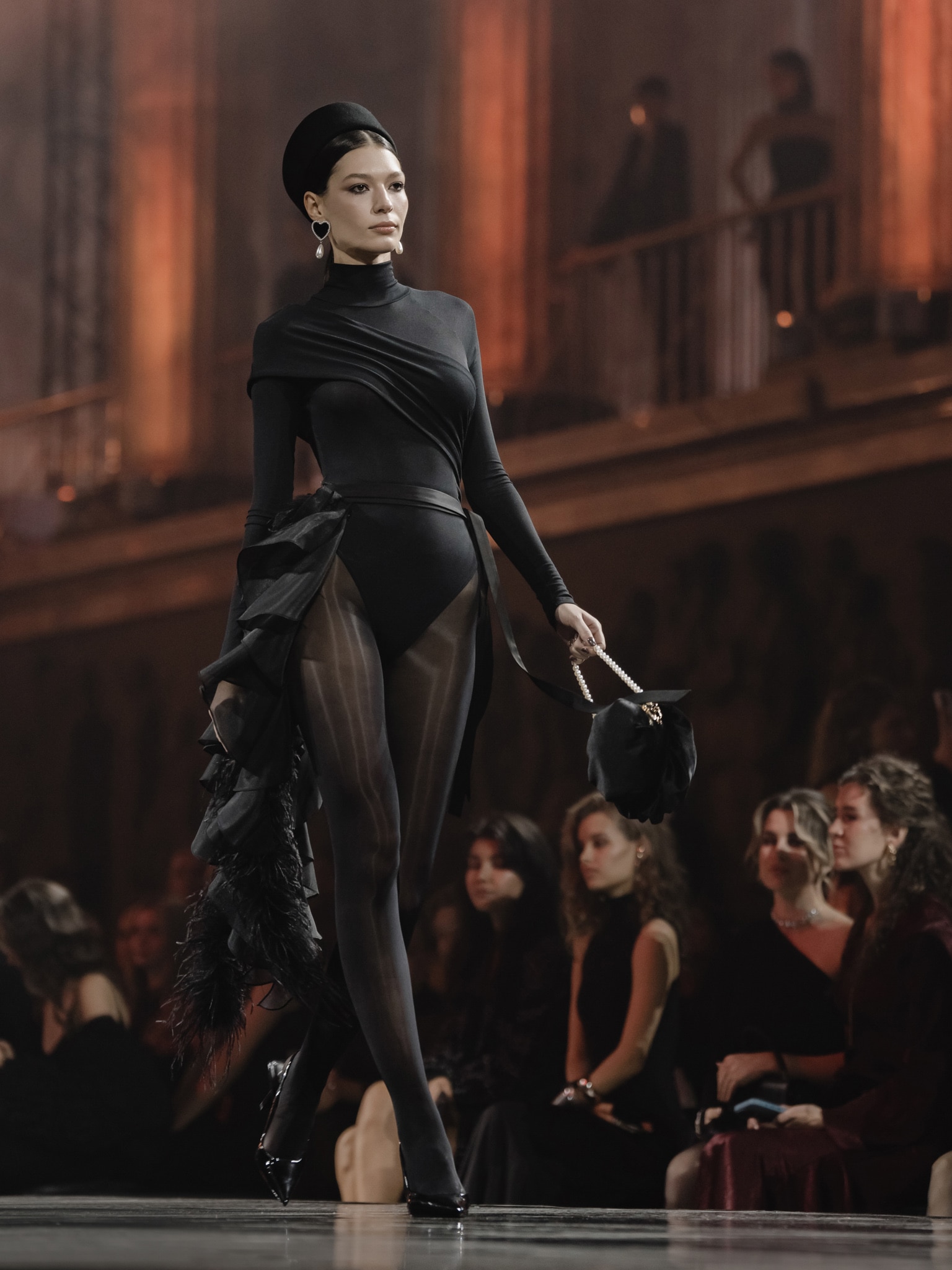 Боди с высоким воротником и драпировкой спереди