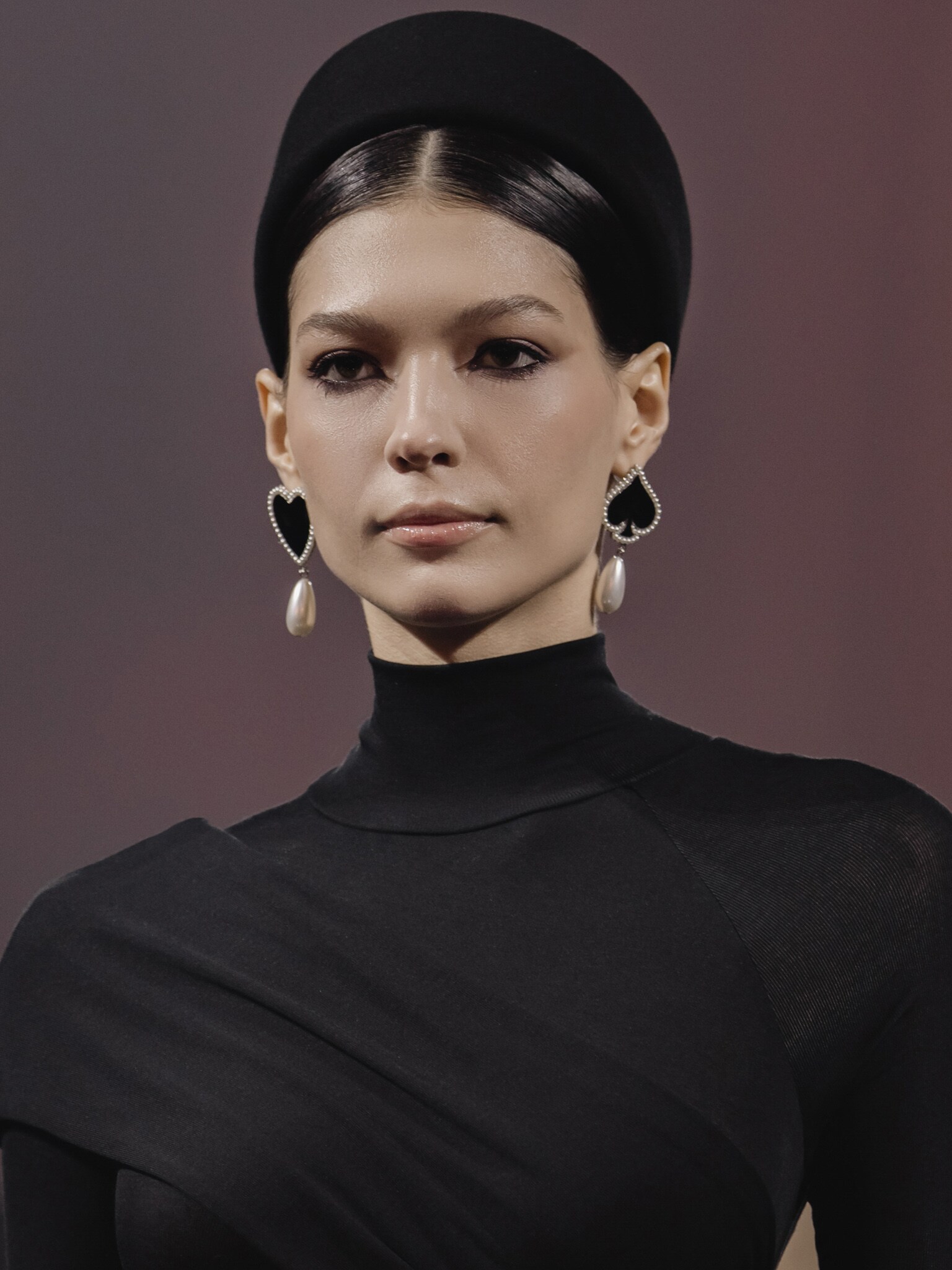 Боди с высоким воротником и драпировкой спереди