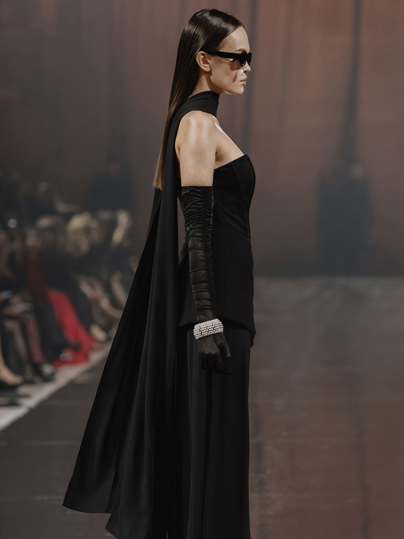 Maxi dress with layered skirt and a matching scarf