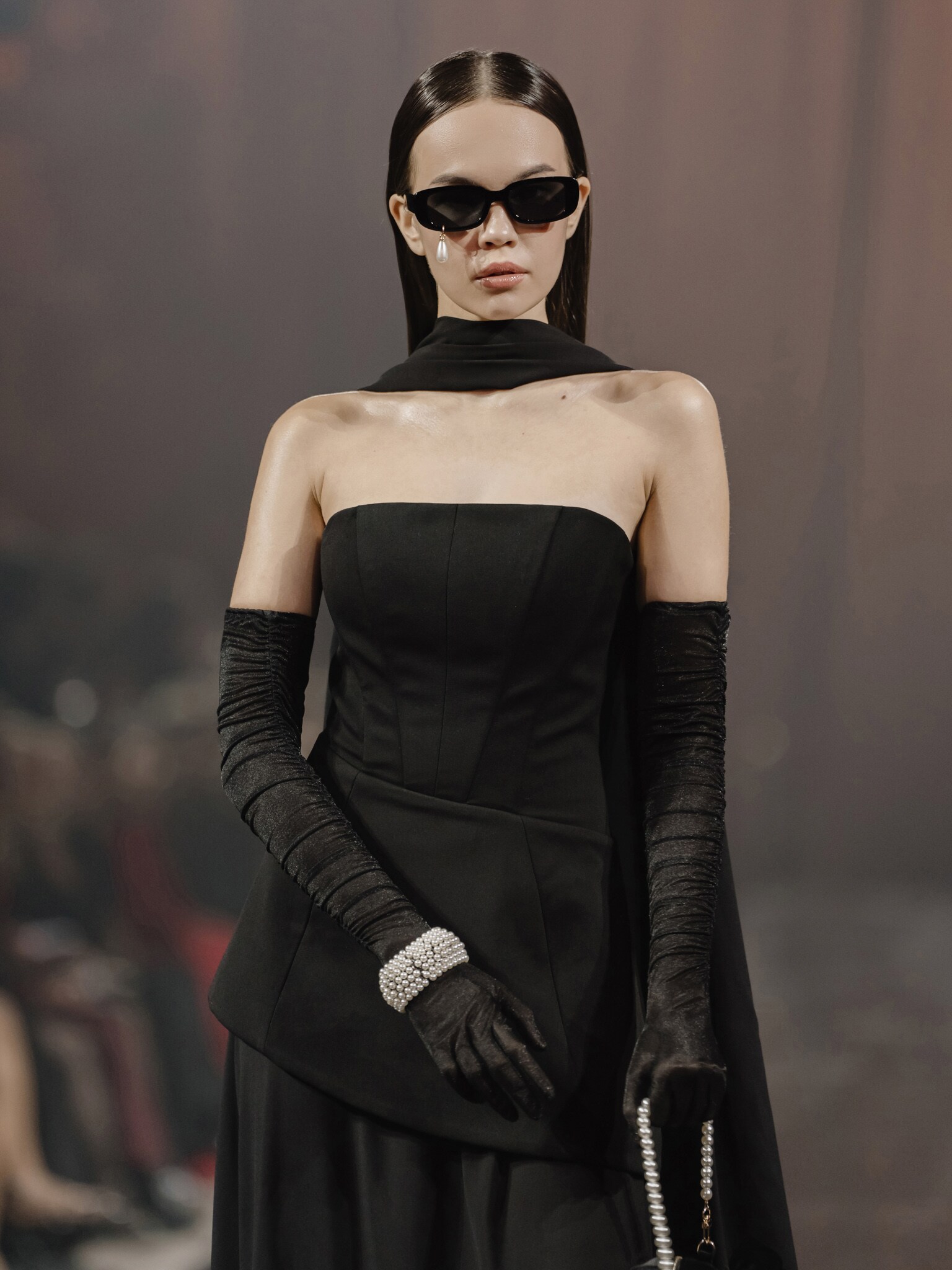 Maxi dress with layered skirt and a matching scarf