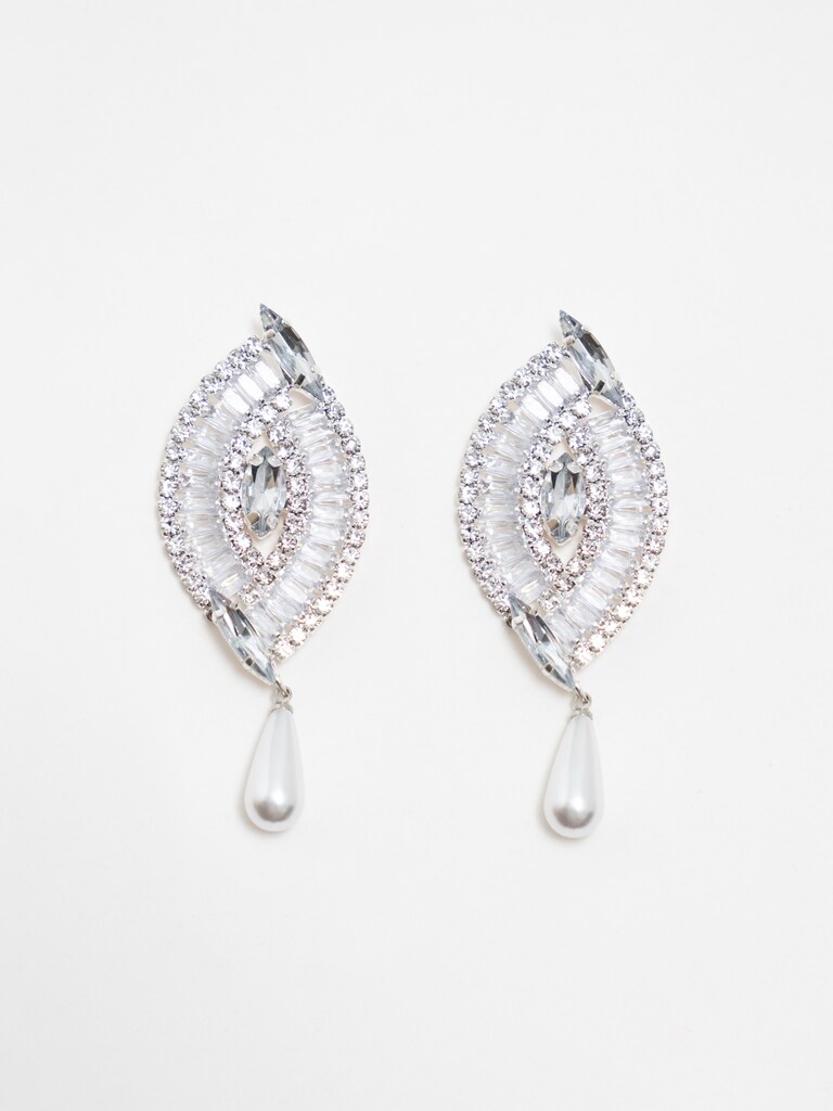 Boucles d'oreilles en strass avec pendentifs en perles