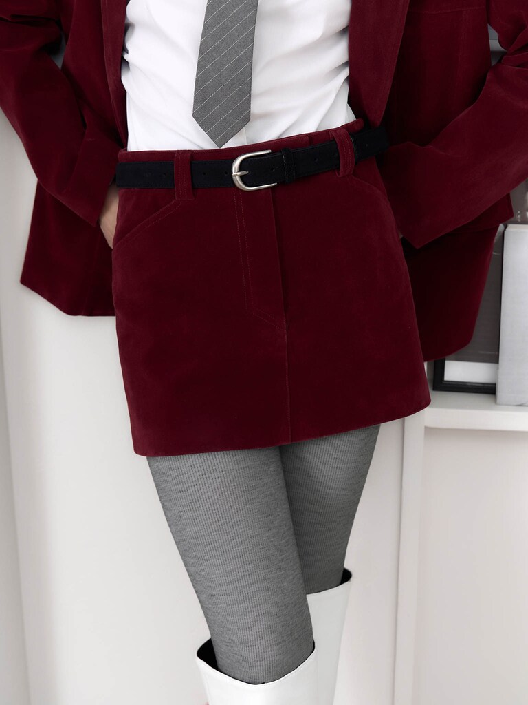 Minijupe droite en éco-suède