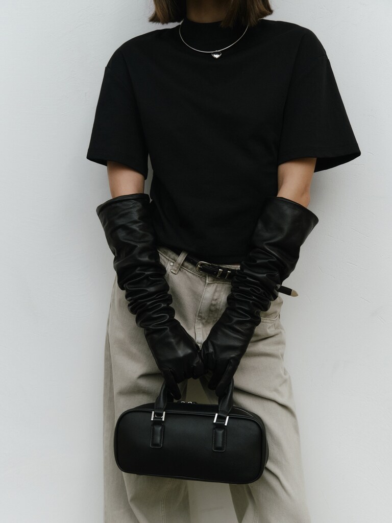 Lange Lederhandschuhe