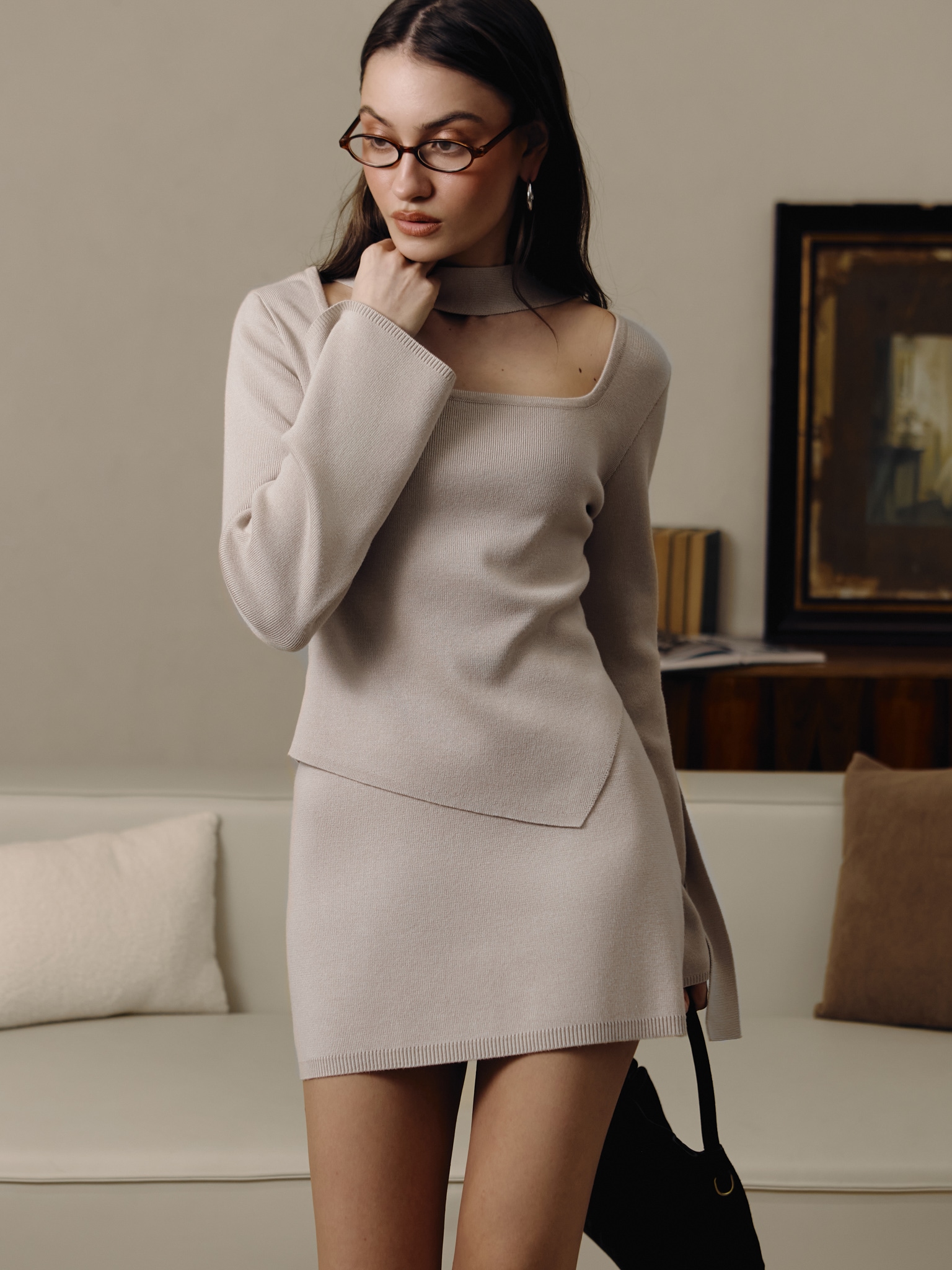 Oberteil aus Jersey mit asymmetrischer Kante und Schal