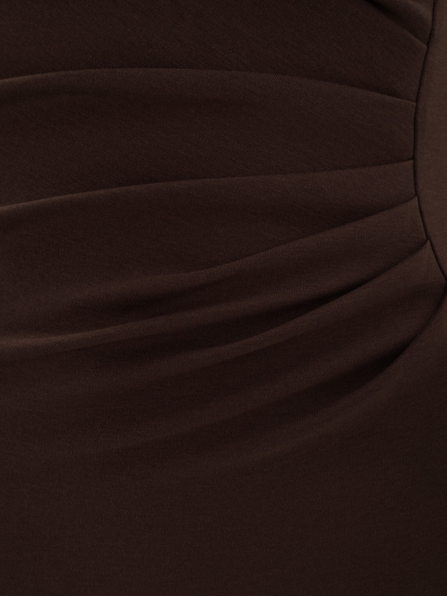 Платье макси со сборкой на талии