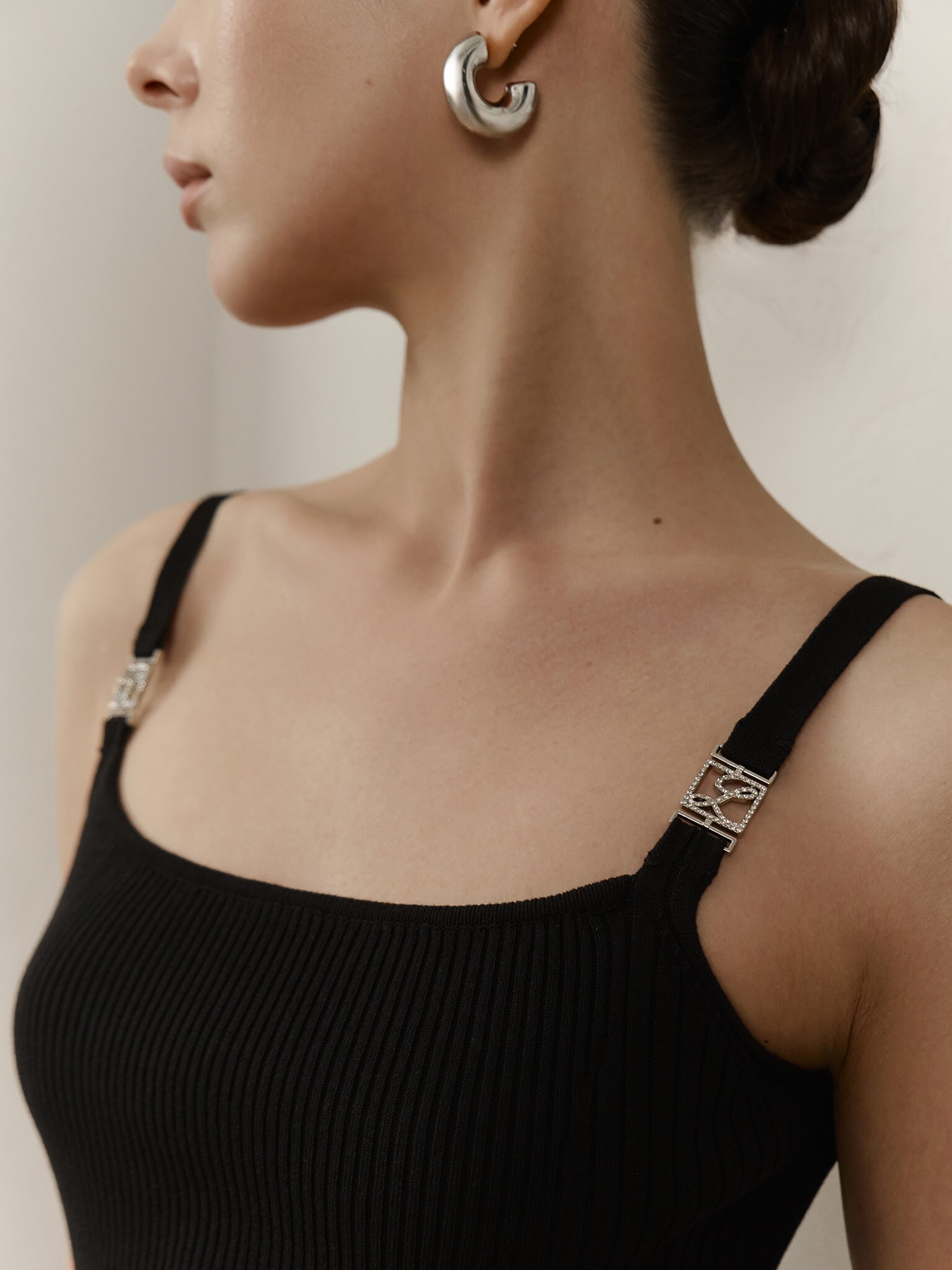 Mini ribbed dress with strap decoration