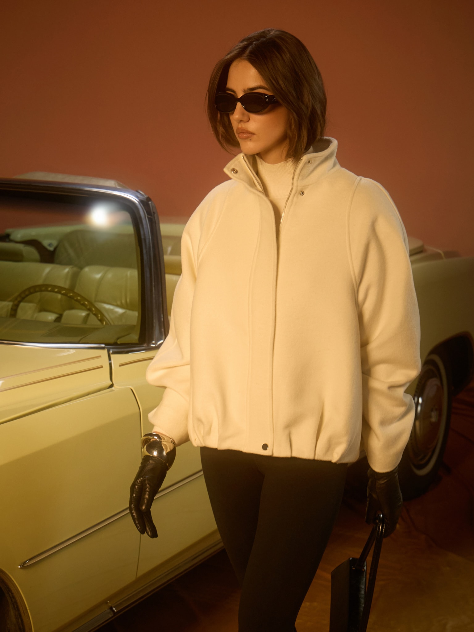 Свободный бомбер из шерстяной ткани