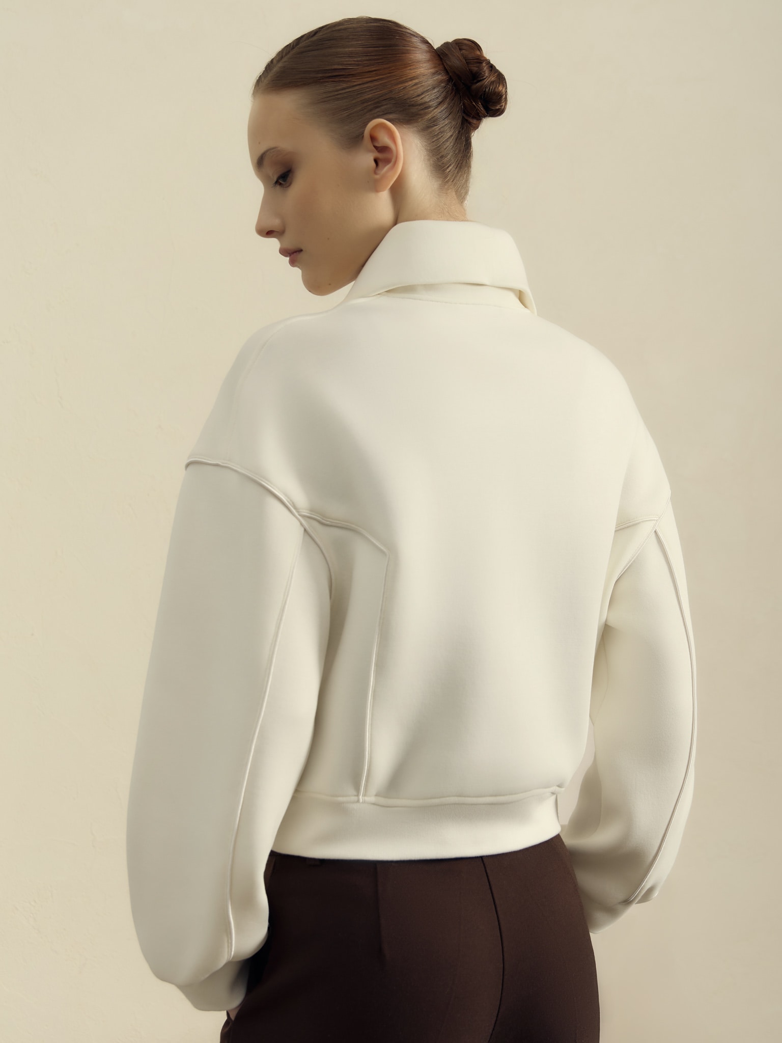 High collar zip-up hoodie