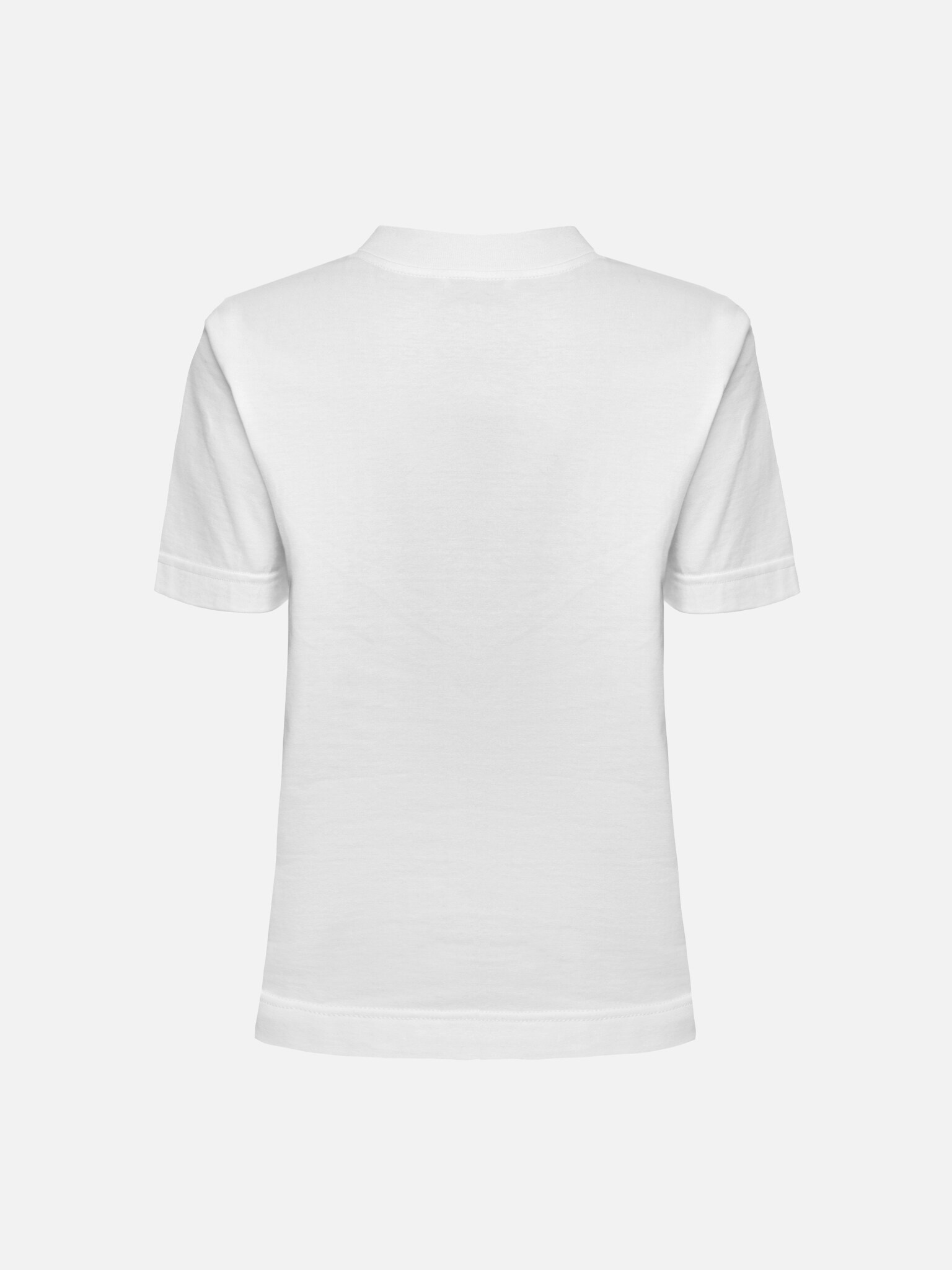 Loose T-shirt with wide collar