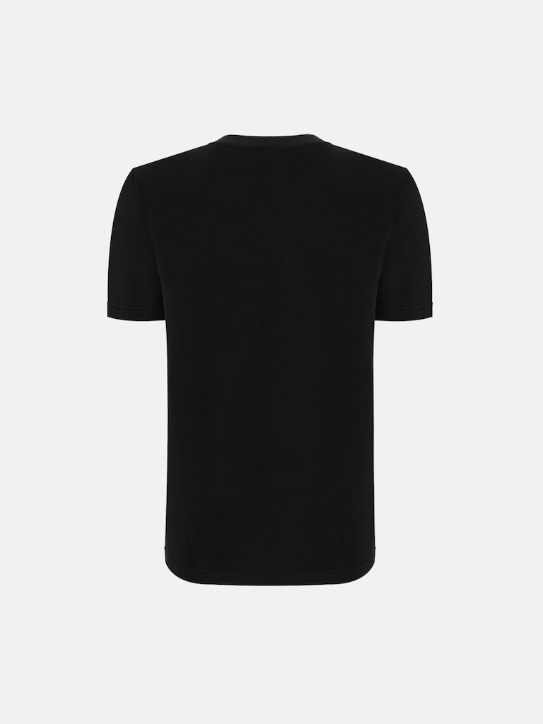 T-shirt with emphasised shoulders