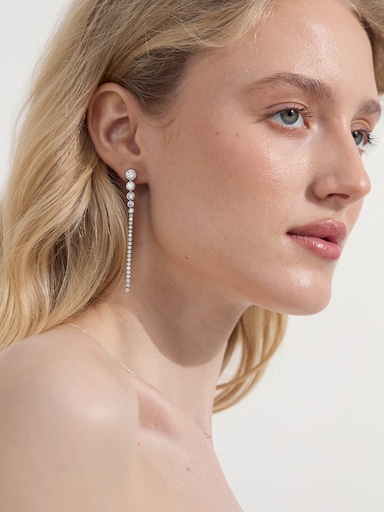 Серебристый