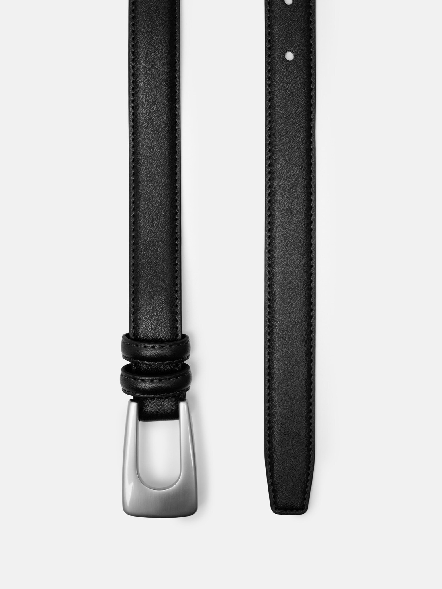 Slim leather belt with matte buckle