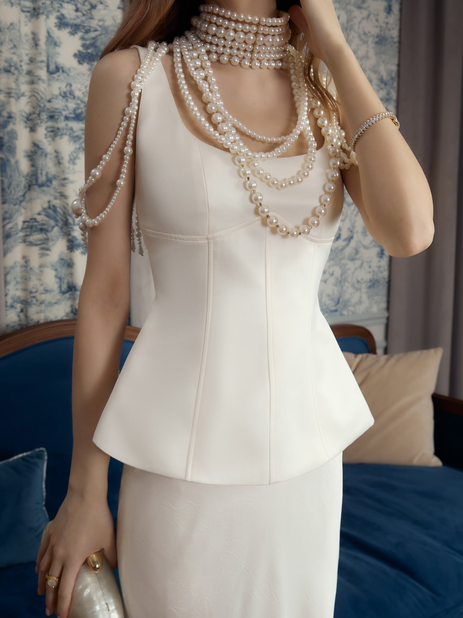 Korsett-Oberteil mit breiten Trägern