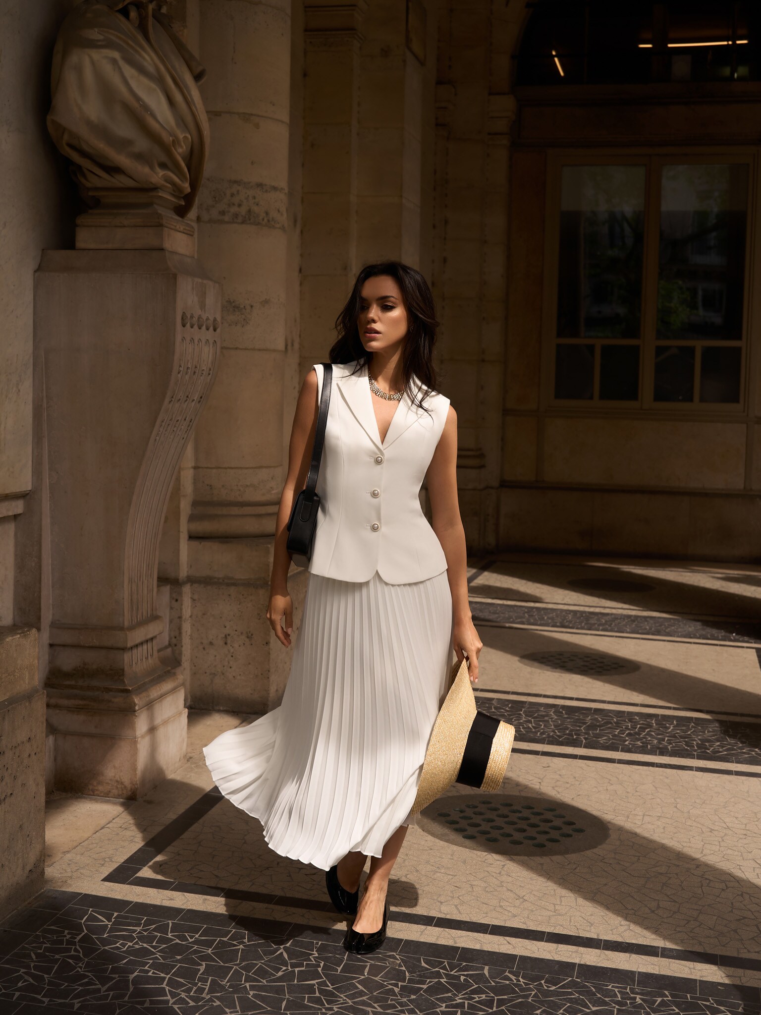 Flared waistcoat with accent buttons