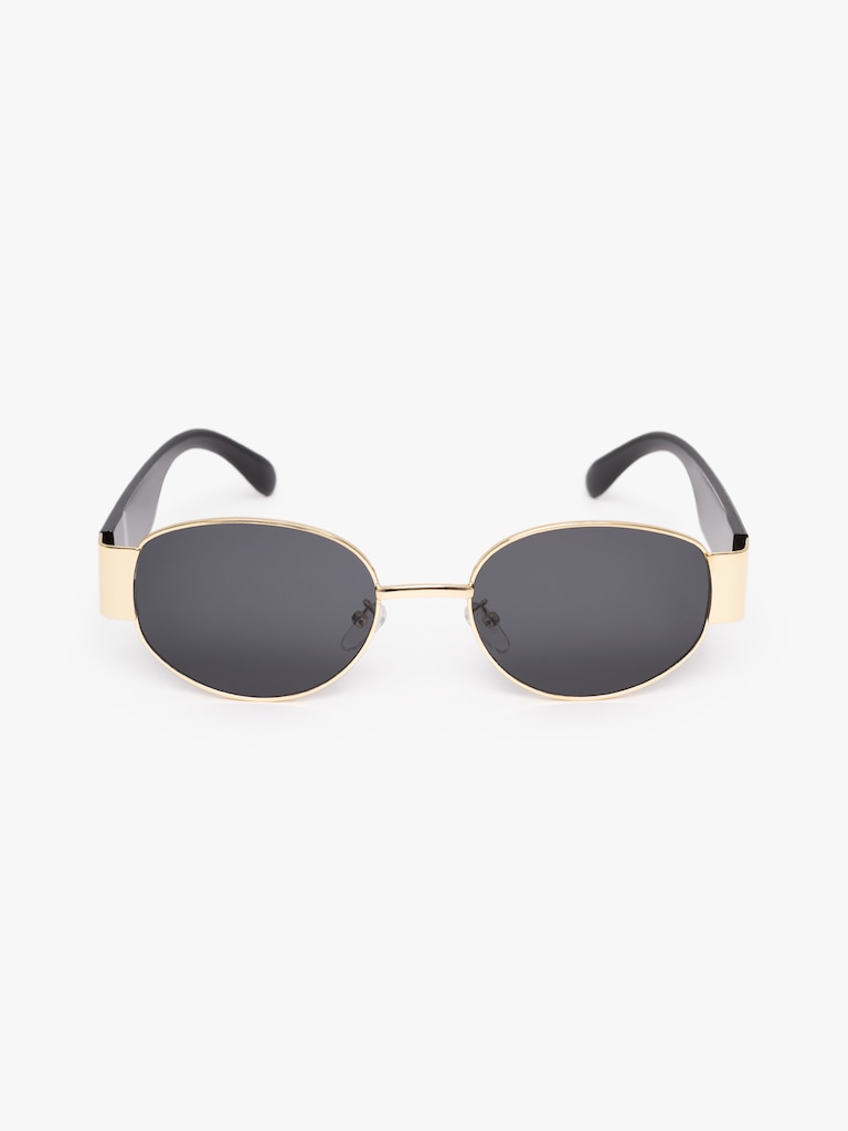 Wide-framed sunglasses with metal decorations