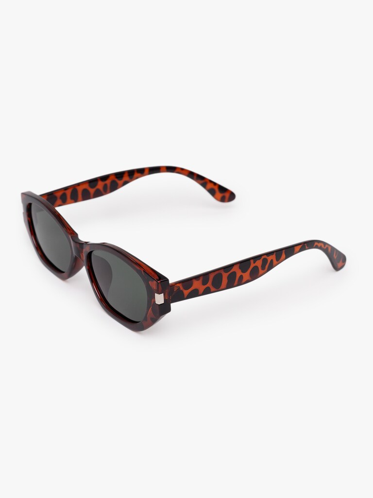 Trapezoidal sunglasses
