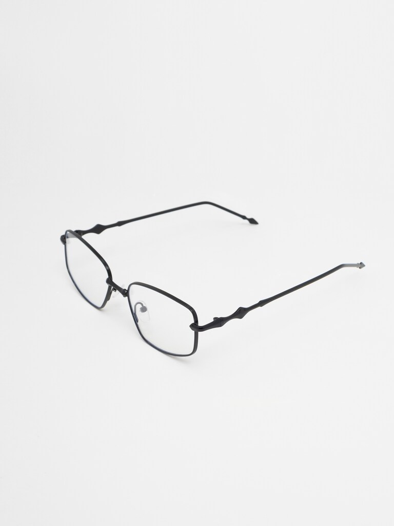 Decorative sunglasses in a thin metal frame