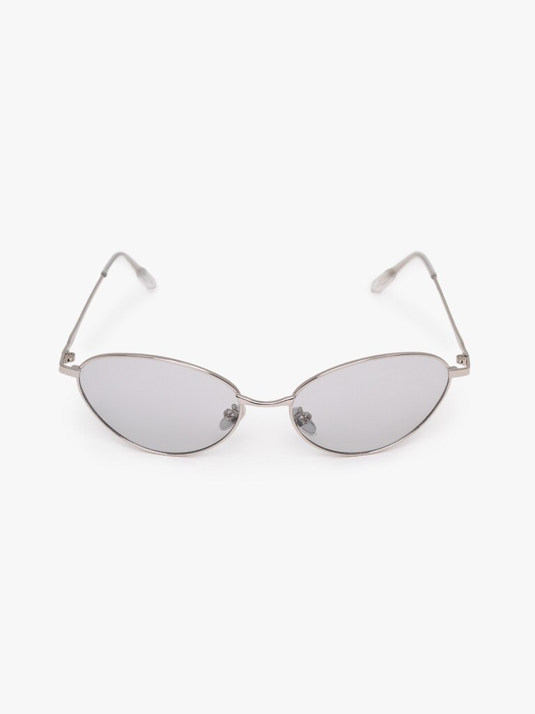Decorative sunglasses with elongated lenses