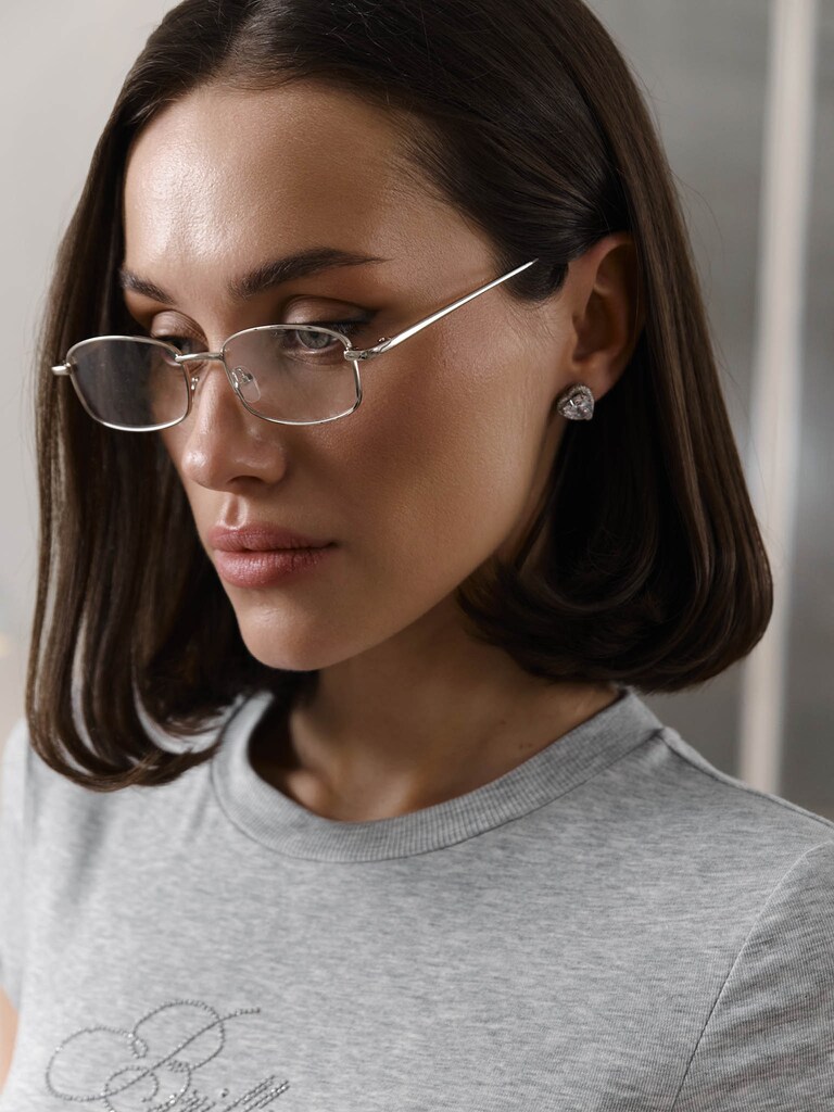 Decorative sunglasses with rectangular lenses