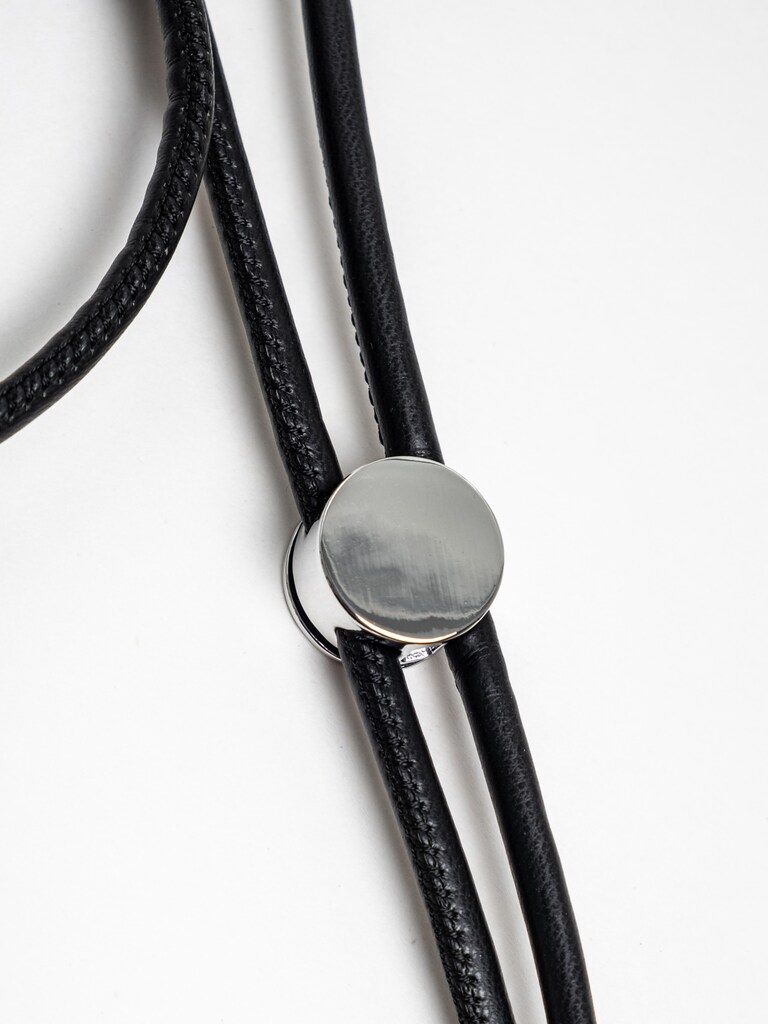 Ремень-шнурок с металлическим регулятором